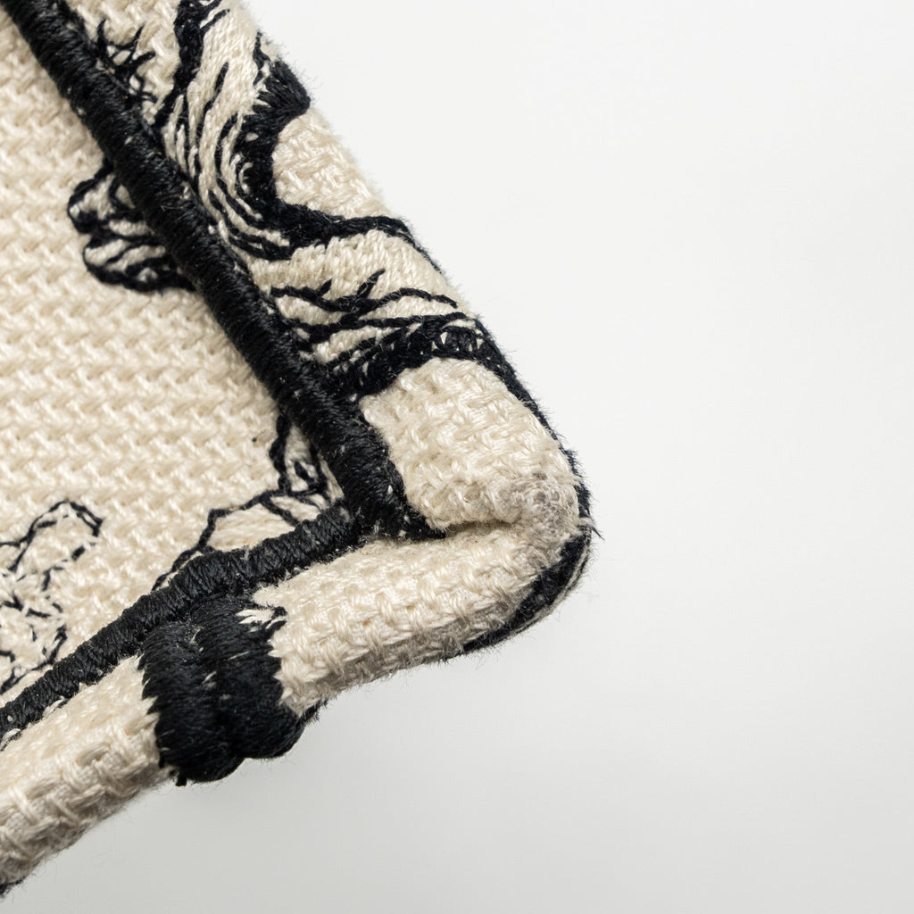 dior-small-book-tote-latte-black-toile-de-jouy-zodiac-embroidery