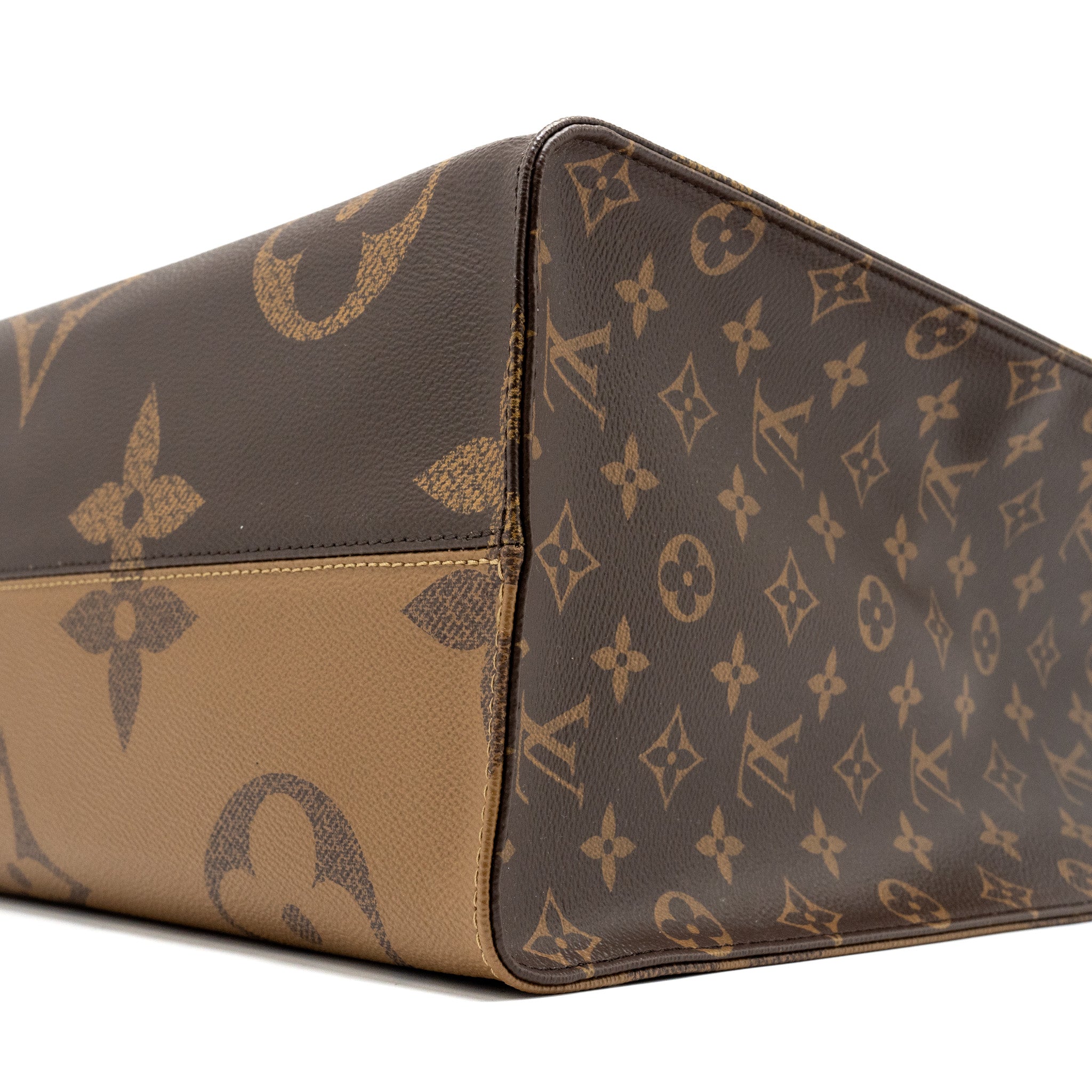 louis-vuitton-onthego-gm-monogram-canvas-ghw-1