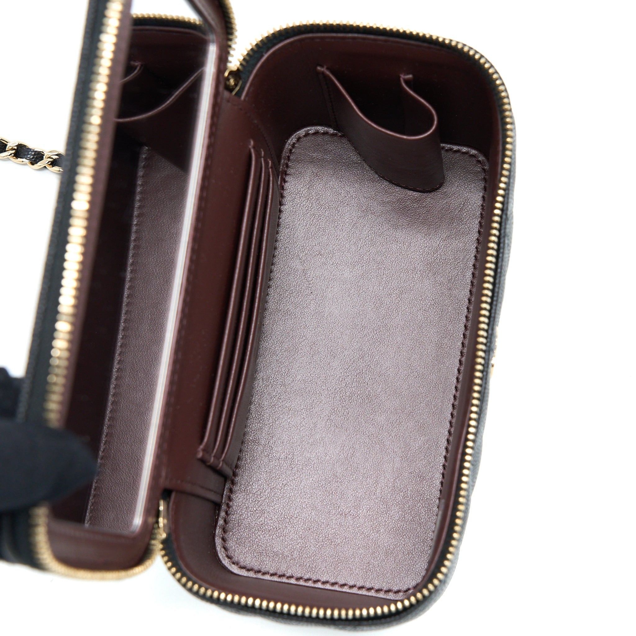 chanel-long-vanity-case-caviar-black-lghw