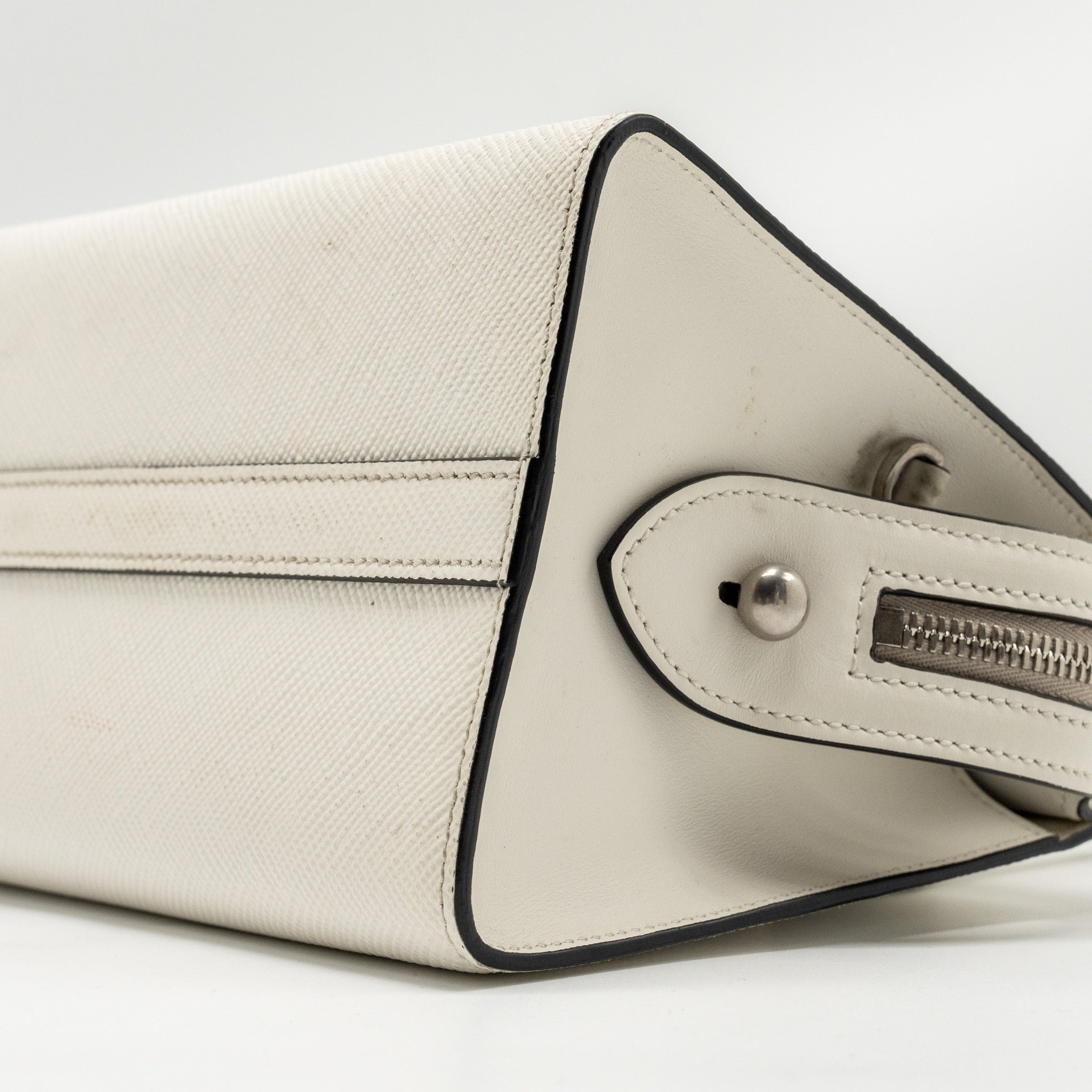prada-saffiano-monochrome-bag-leather-white-shw