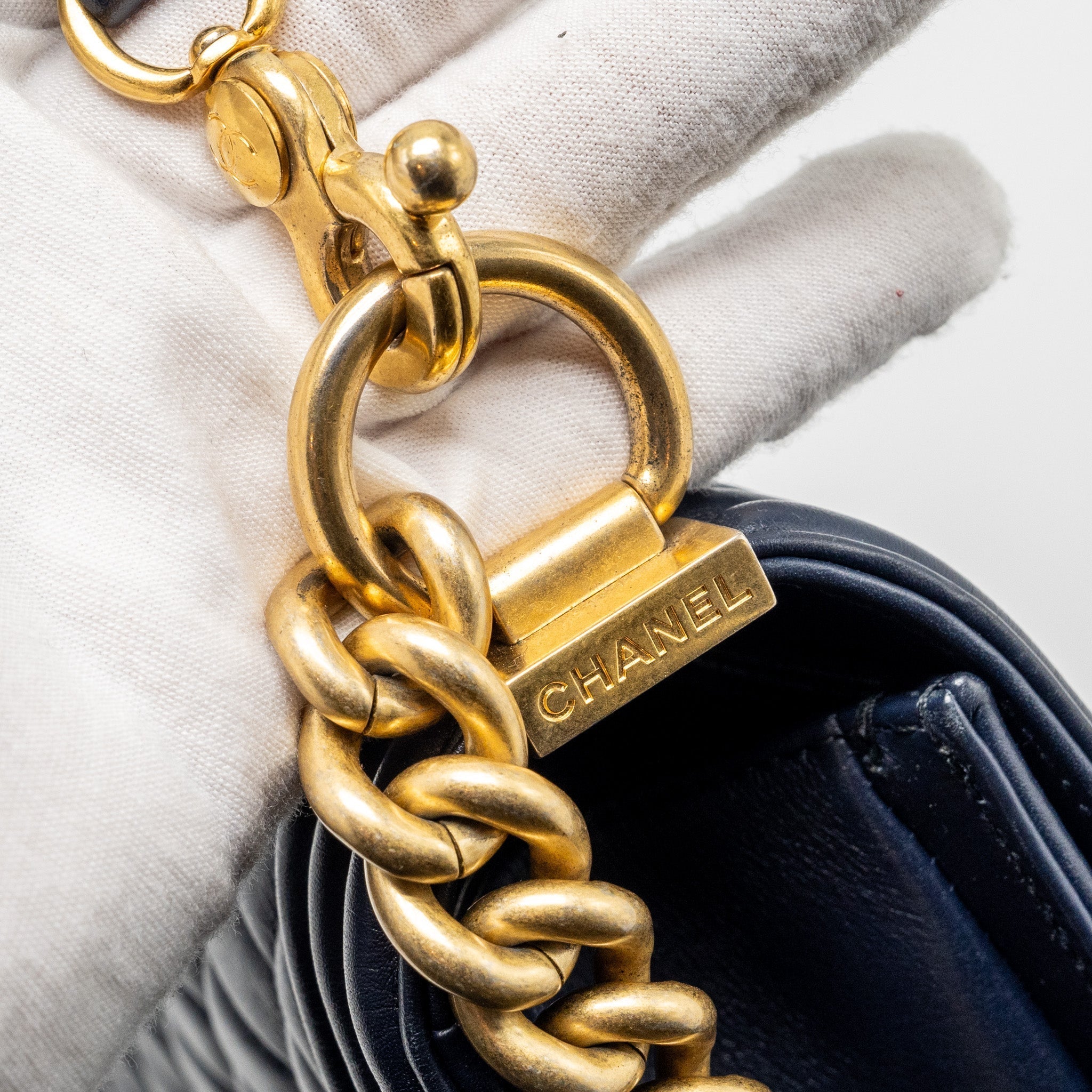 chanel-20b-medium-boy-bag-with-top-handle-calfskin-navy-ghw
