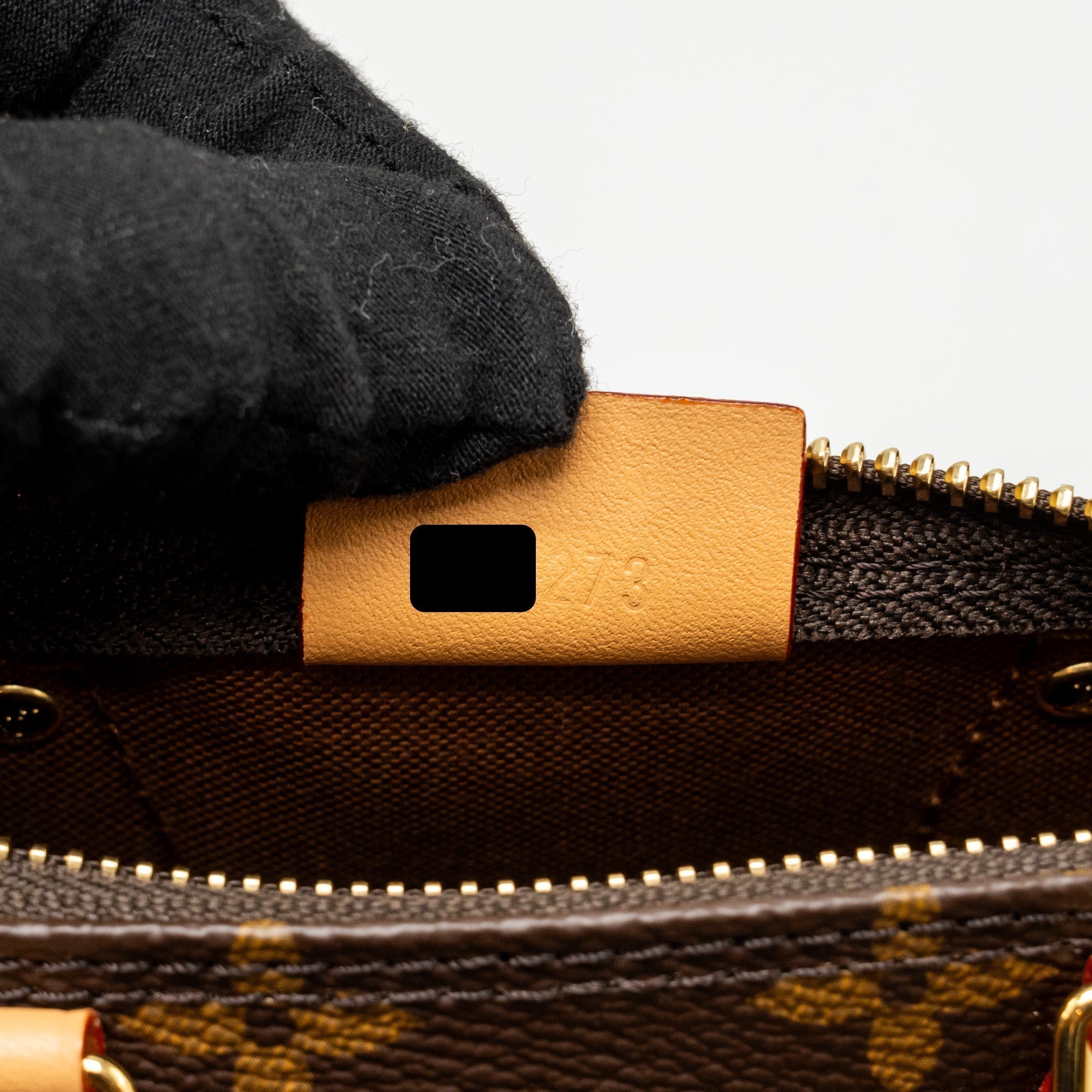 louis-vuitton-nano-speedy-monogram-canvas-ghw-16