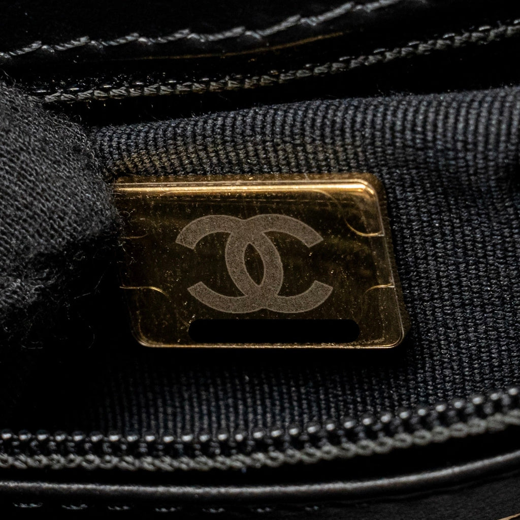chanel-mini-kelly-black