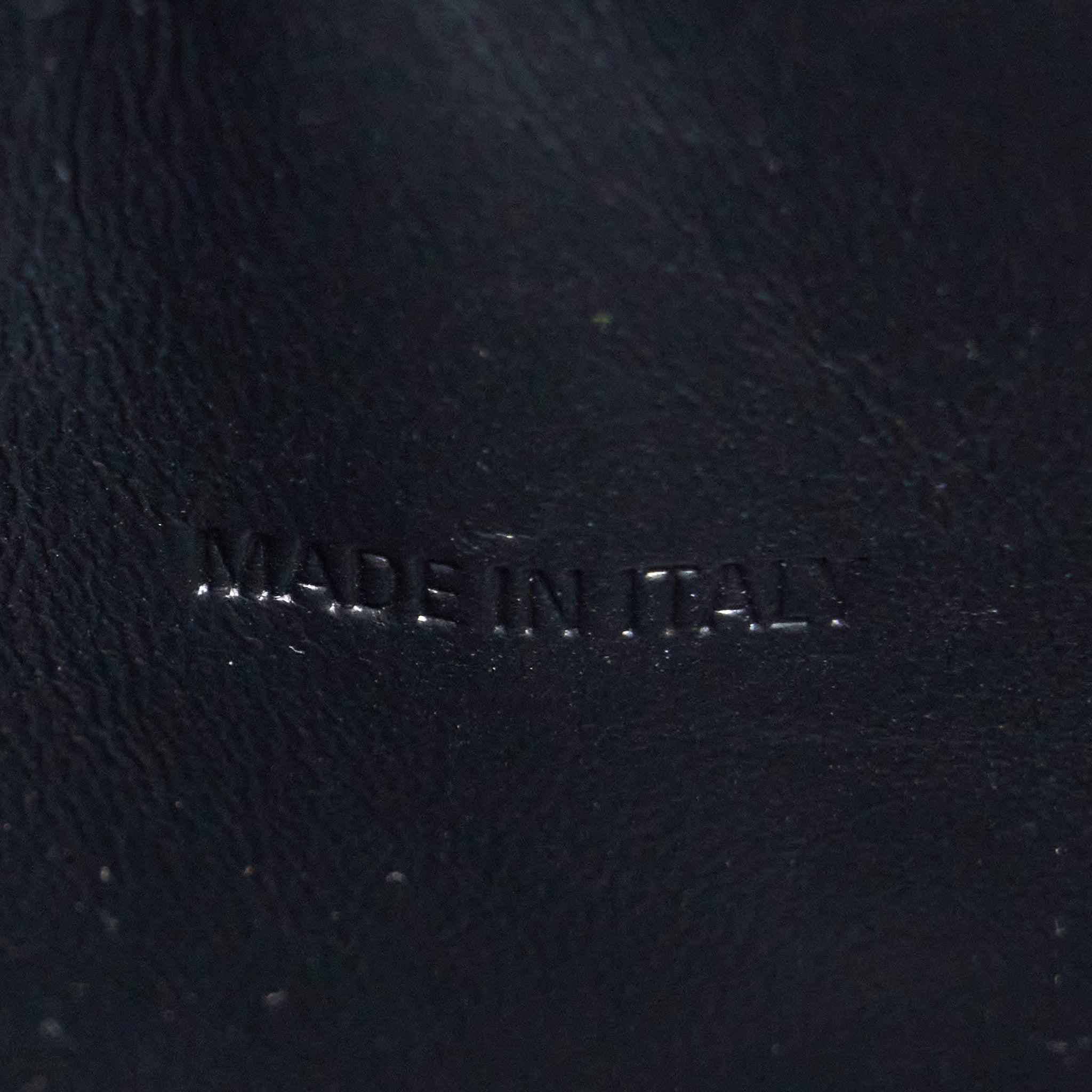 balenciaga-hourglass-xs-croc-embossed-calfskin-so-black