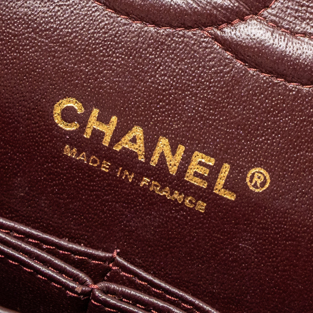 chanel-medium-classic-flap-bag-lambskin-black-ghw
