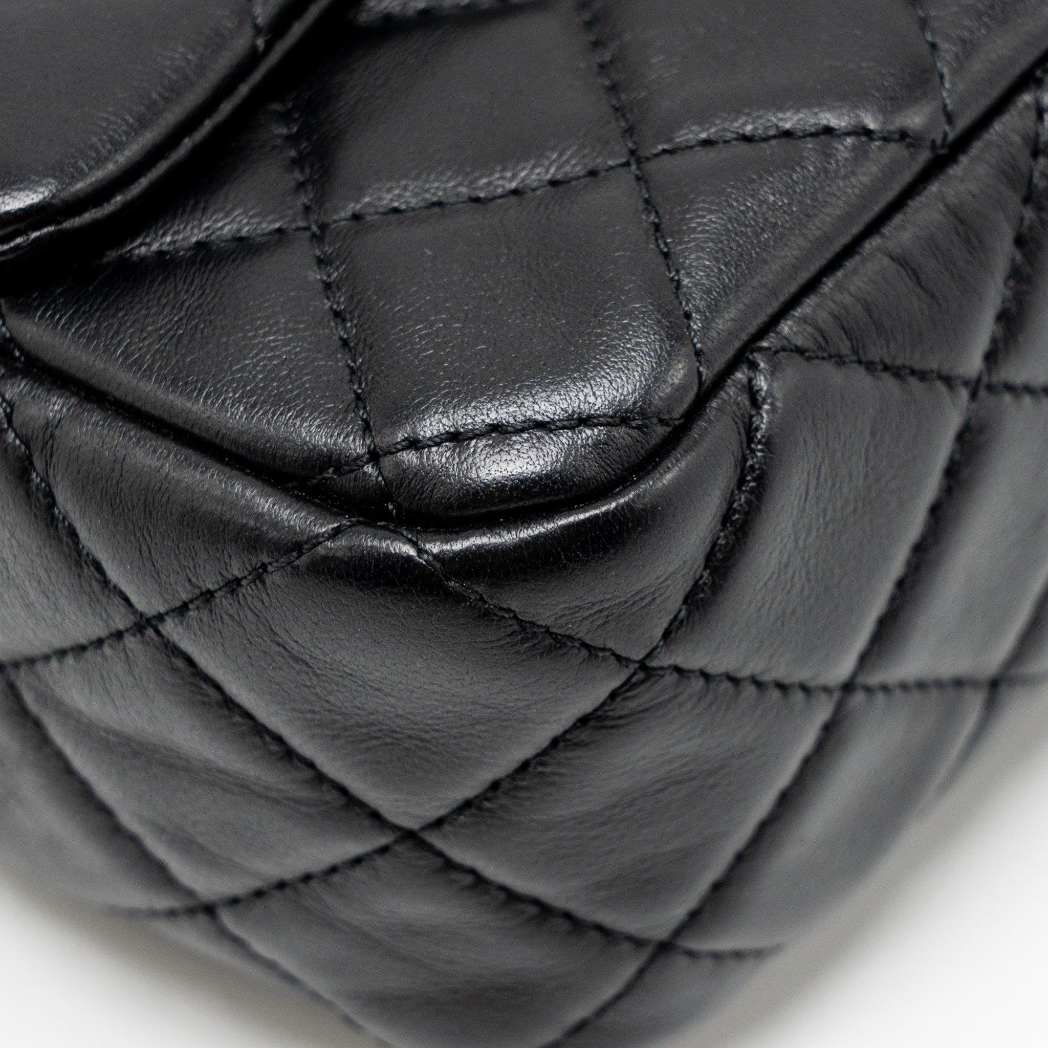 chanel-pearl-crush-mini-rectangular-flap-bag-lambskin-black-ghw-microchip-copy-2