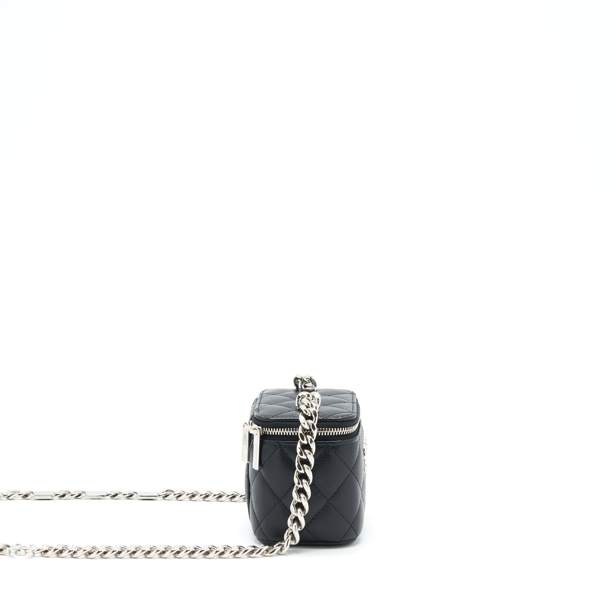 chanel-22s-mini-vanity-with-coco-giant-chain-caviar-black-shw