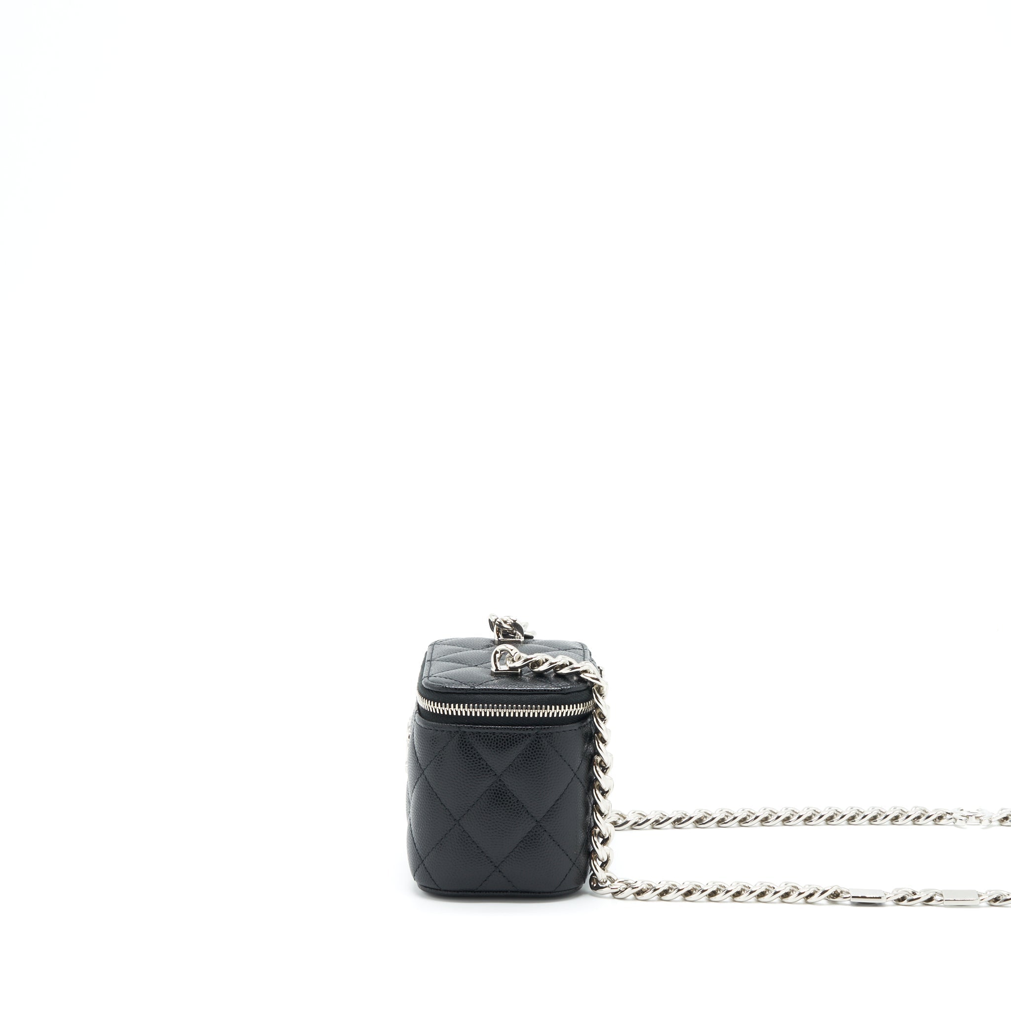 chanel-22s-mini-vanity-with-coco-giant-chain-caviar-black-shw