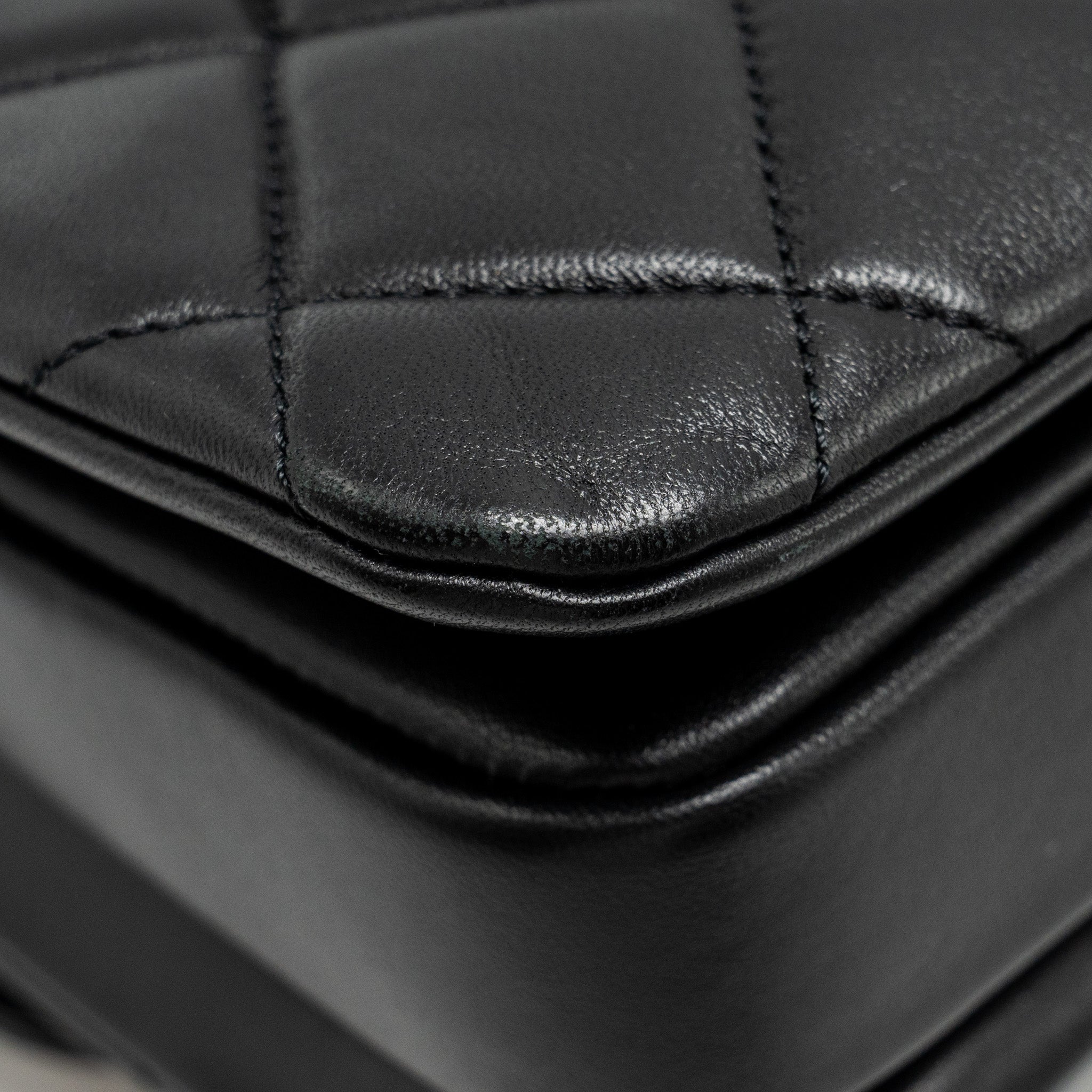chanel-top-handle-trendy-cc-flap-bag-lambskin-black-lghw-copy-2
