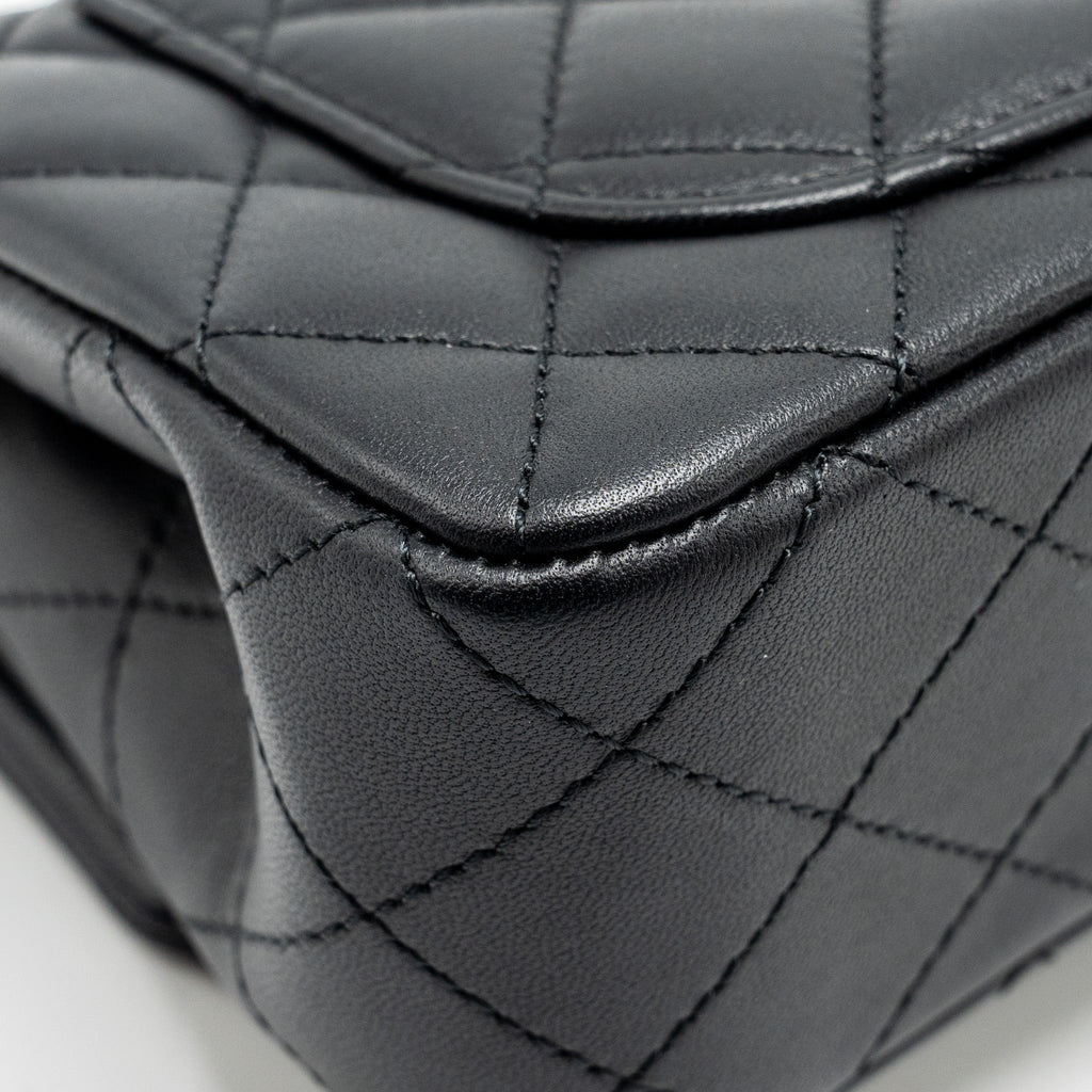 chanel-pearl-crush-mini-rectangular-flap-bag-lambskin-black-ghwmicrochip