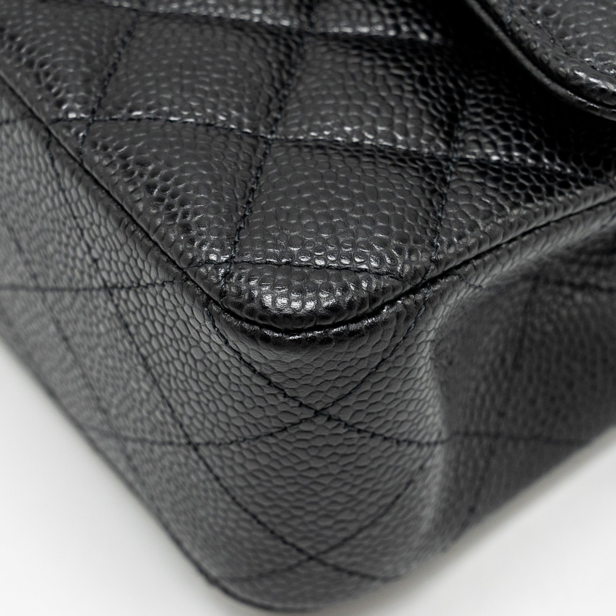 chanel-medium-classic-double-flap-bag-caviar-black-ghw-25