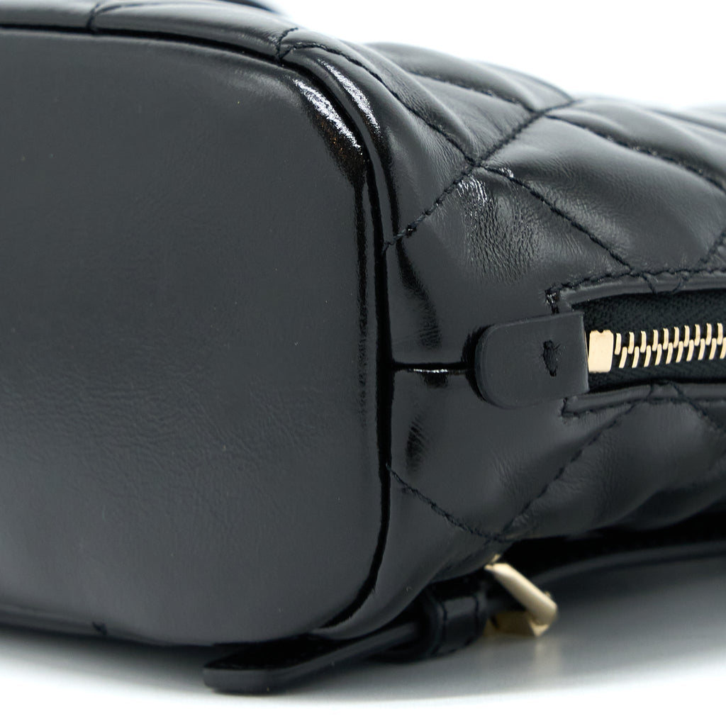 chanel-22a-backpack-patent-black-lghw