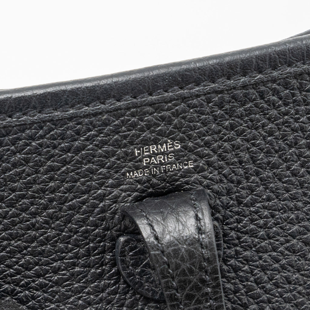 hermes-mini-evelyn-clemence-black-shw-stamp-z