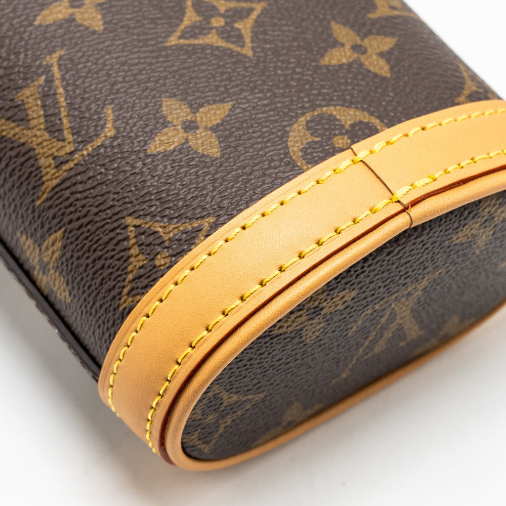 louis-vuitton-fold-me-pouch-monogram-canvas-ghw-2