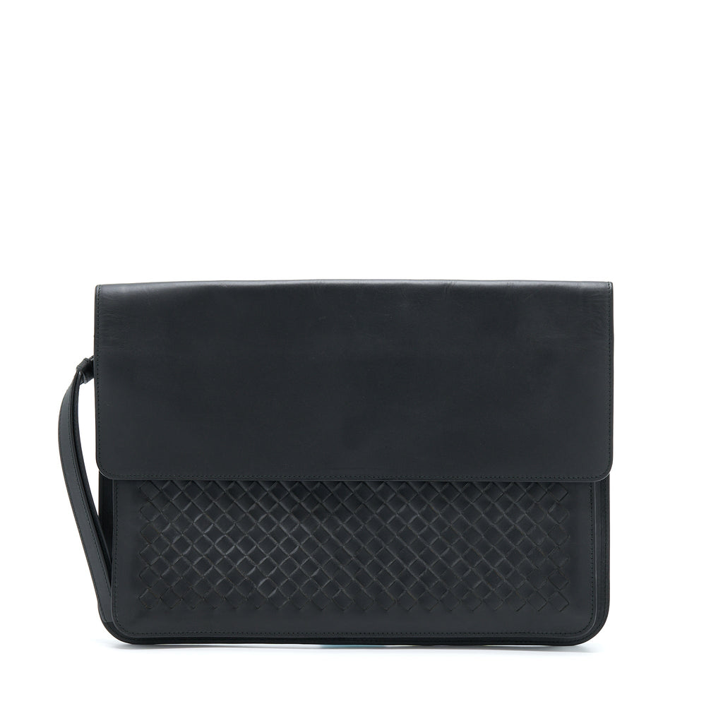 bottega-veneta-men-s-pouch-intrecciate-black-with-black-hardware
