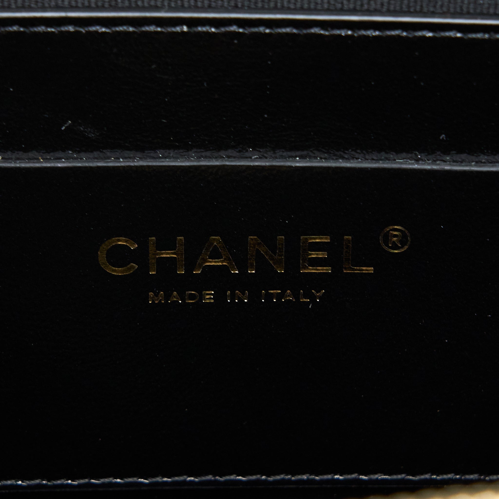 chanel-22a-backpack-patent-black-lghw