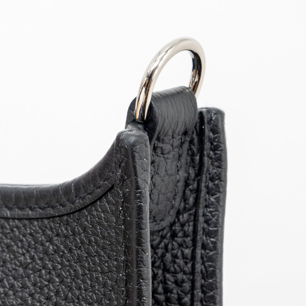 hermes-mini-evelyn-clemence-black-shw-stamp-z