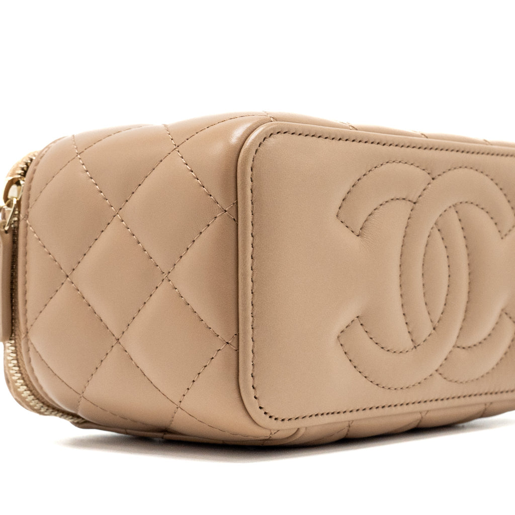 chanel-gold-pillar-long-vanity-case-with-adjustable-chain-lambskin-dark-beigemicrochip