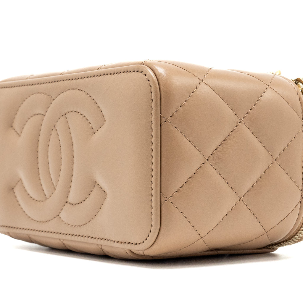 chanel-gold-pillar-long-vanity-case-with-adjustable-chain-lambskin-dark-beigemicrochip