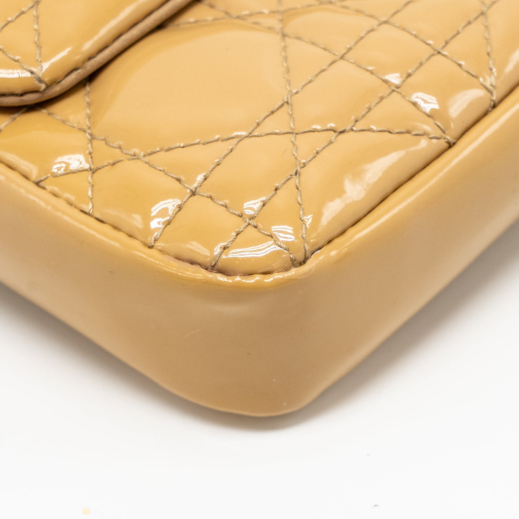 dior-beige-02lua1111