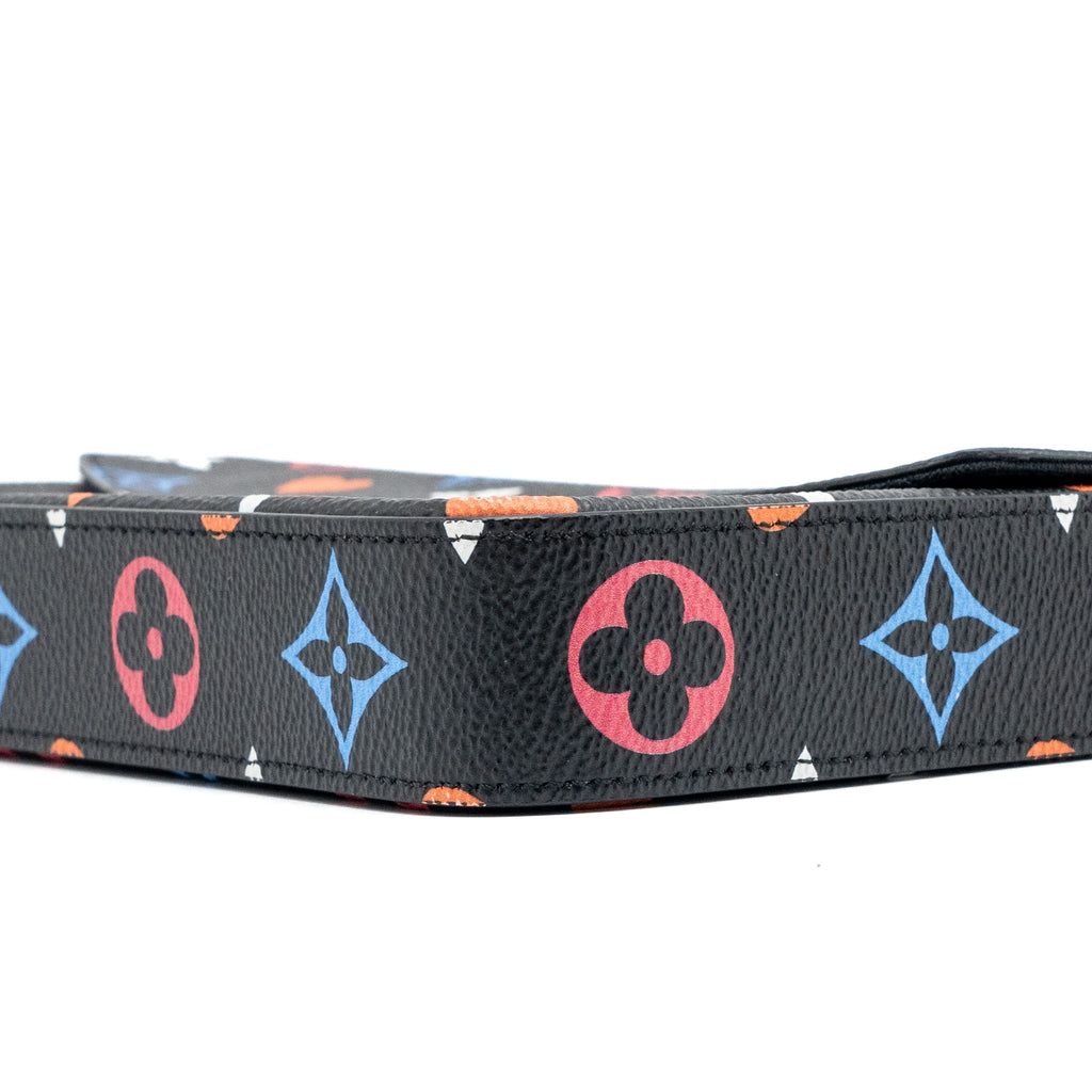 louis-vuitton-onthego-mm-monogram-canvas-ghw-2