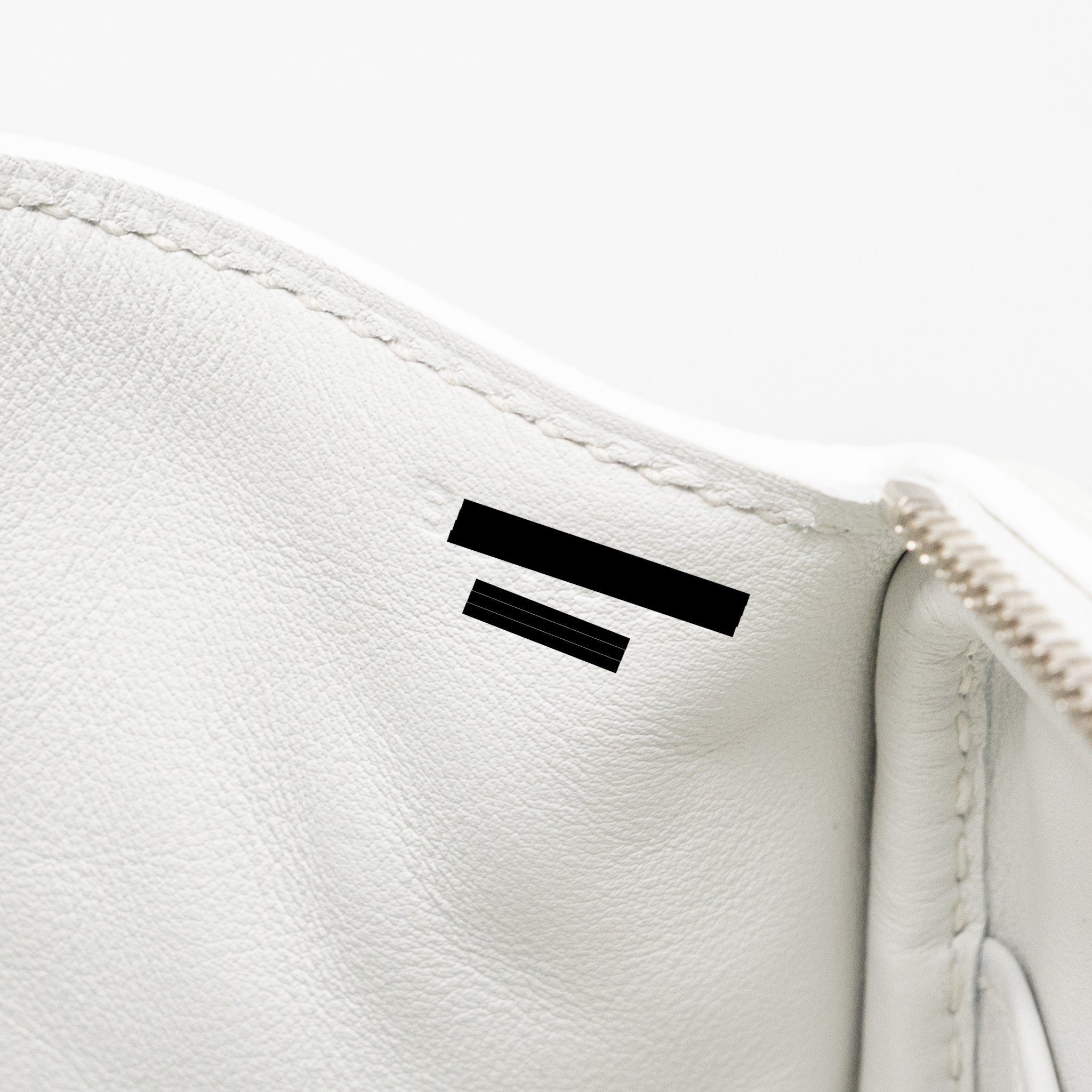 hermes-mini-lindy-clemence-new-white-shw-stamp-b