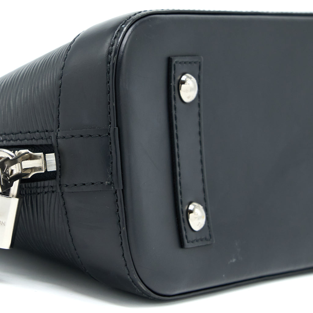 louis-vuitton-alma-bb-epi-black-shw