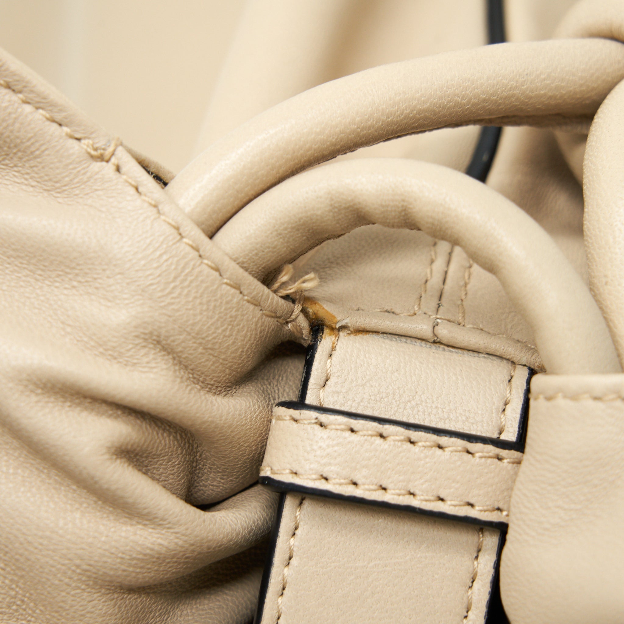 loewe-flamenco-small-light-beige
