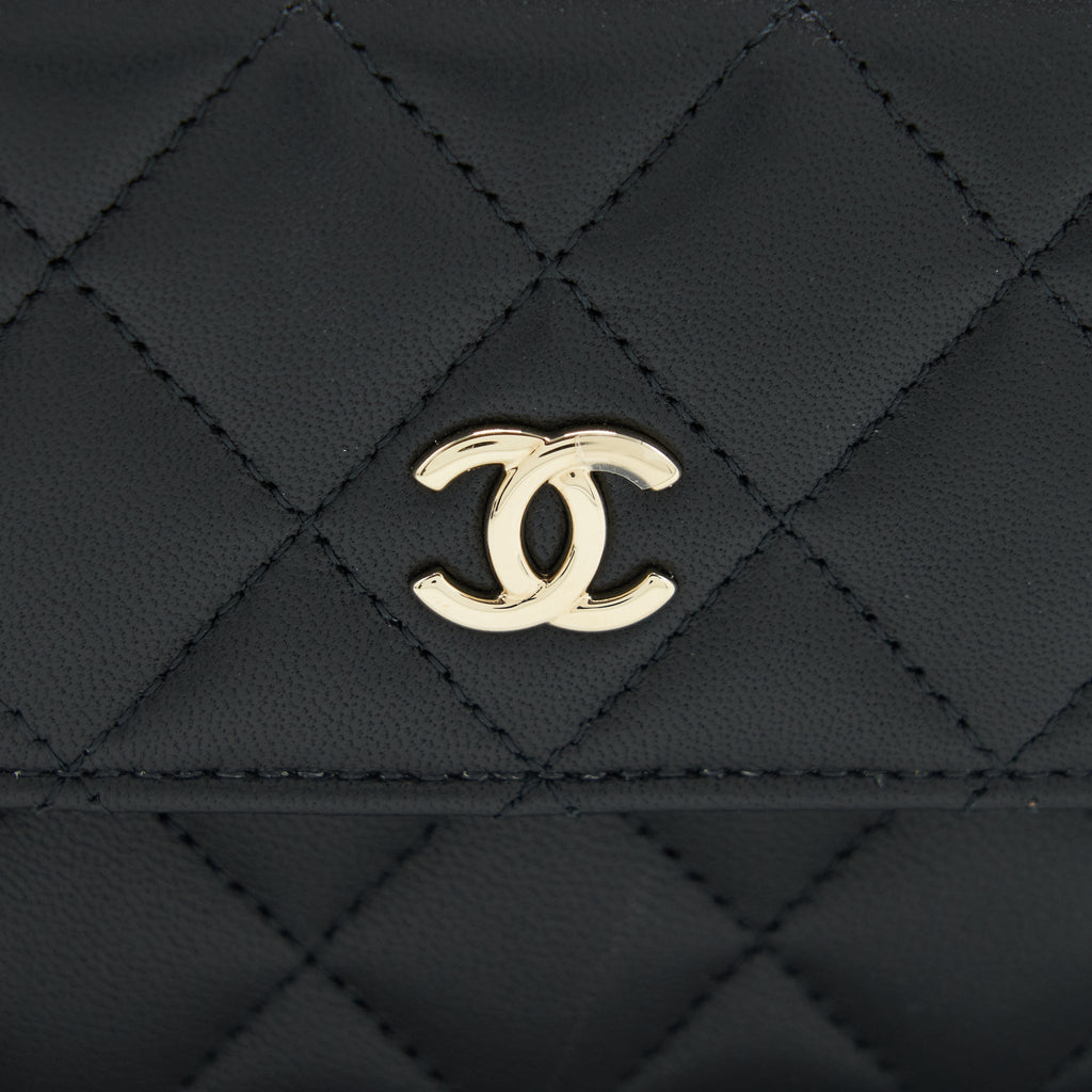 chanel-mini-flap-card-holder-ribbon-chain-lambskin-black-lghw-1