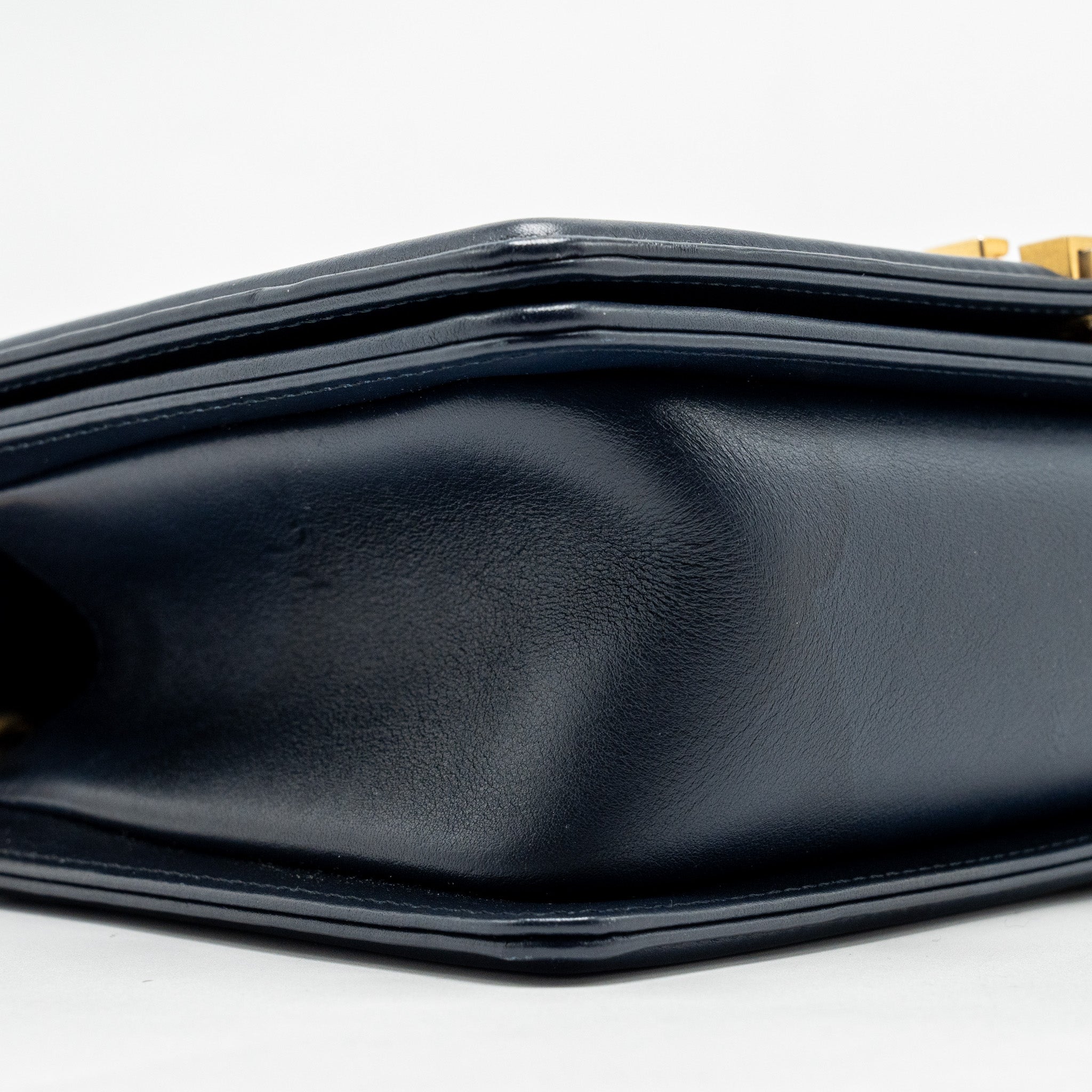 chanel-20b-medium-boy-bag-with-top-handle-calfskin-navy-ghw