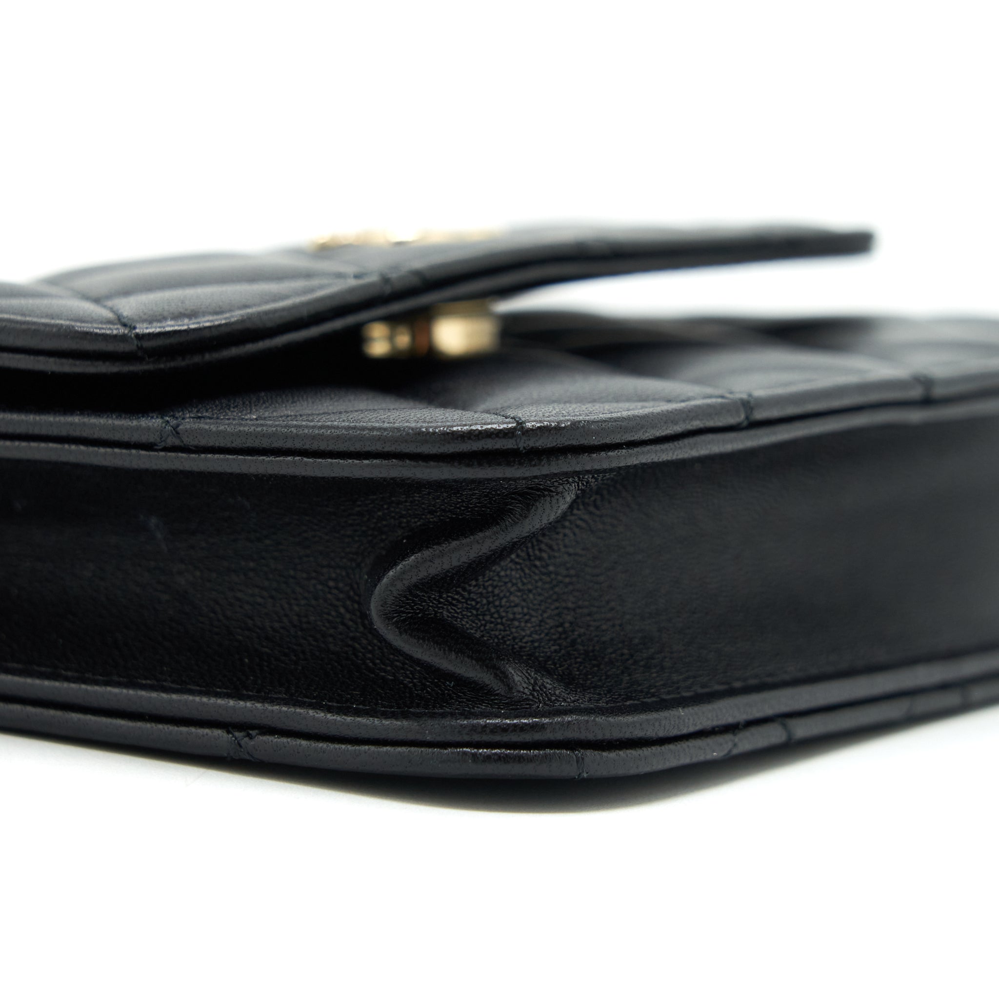 chanel-mini-flap-card-holder-ribbon-chain-lambskin-black-lghw-1