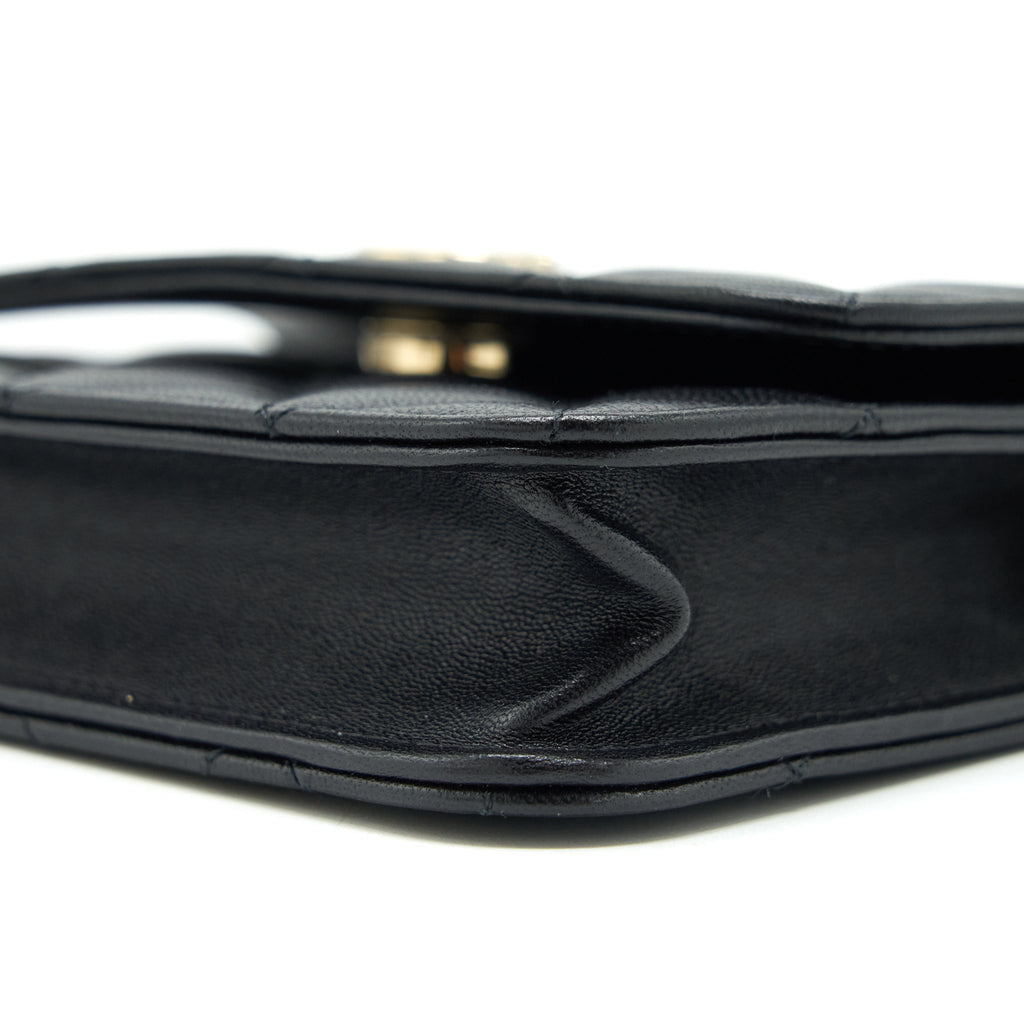 chanel-mini-flap-card-holder-ribbon-chain-lambskin-black-lghw-1