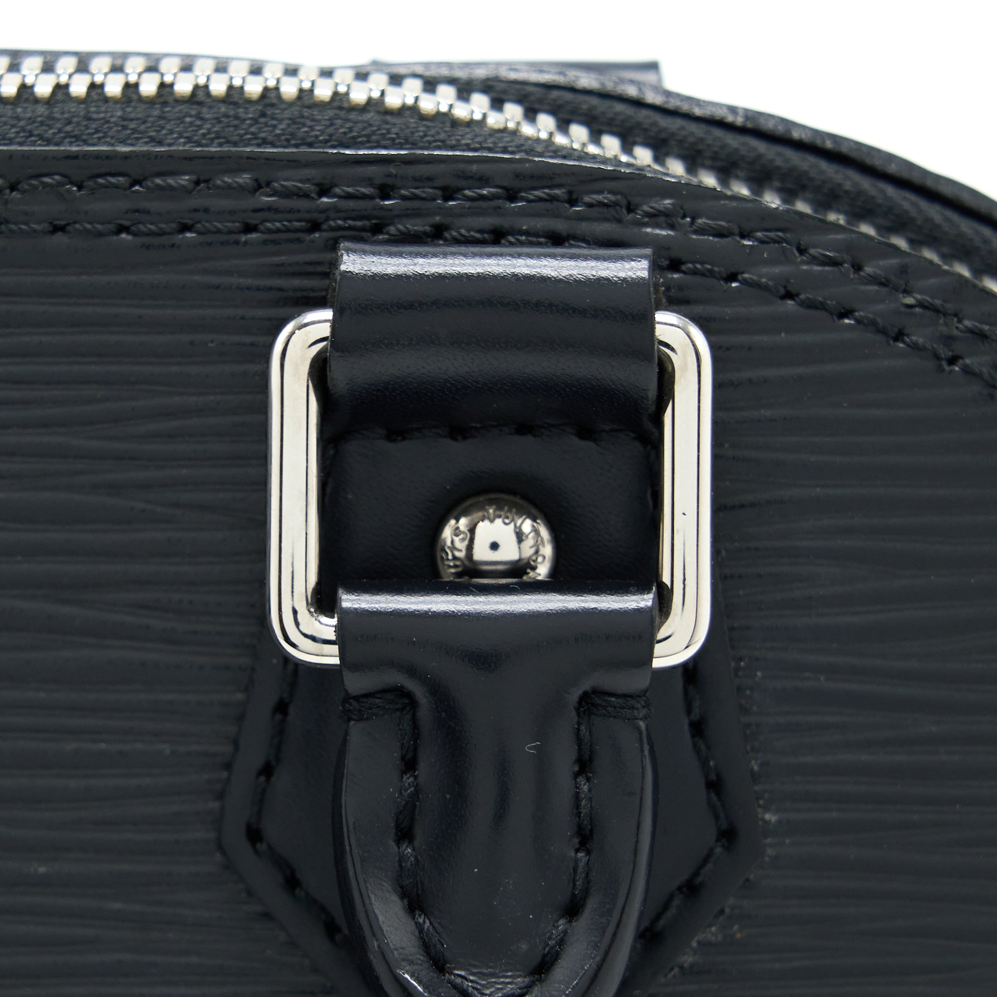 louis-vuitton-alma-bb-epi-black-shw