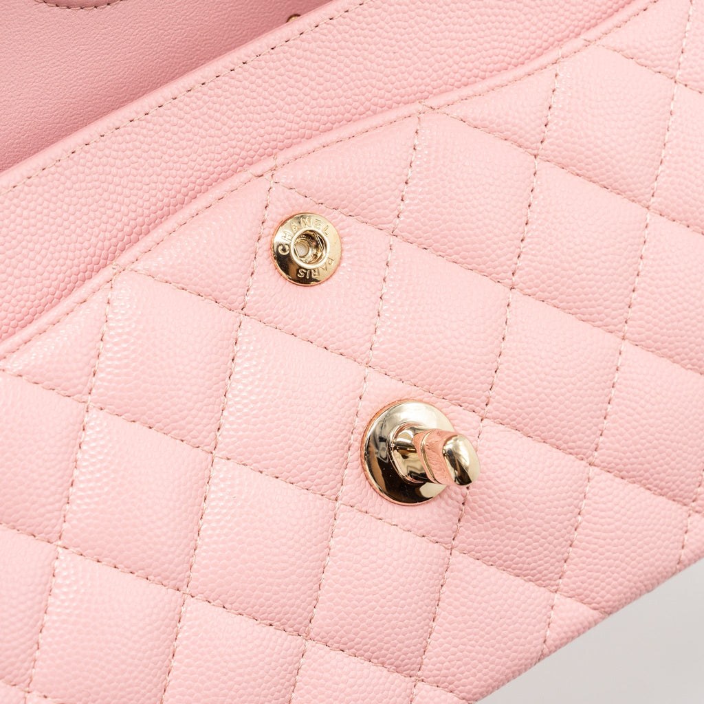 chanel-22c-small-classic-double-flap-bag-caviar-light-pink-lghwmicrochip