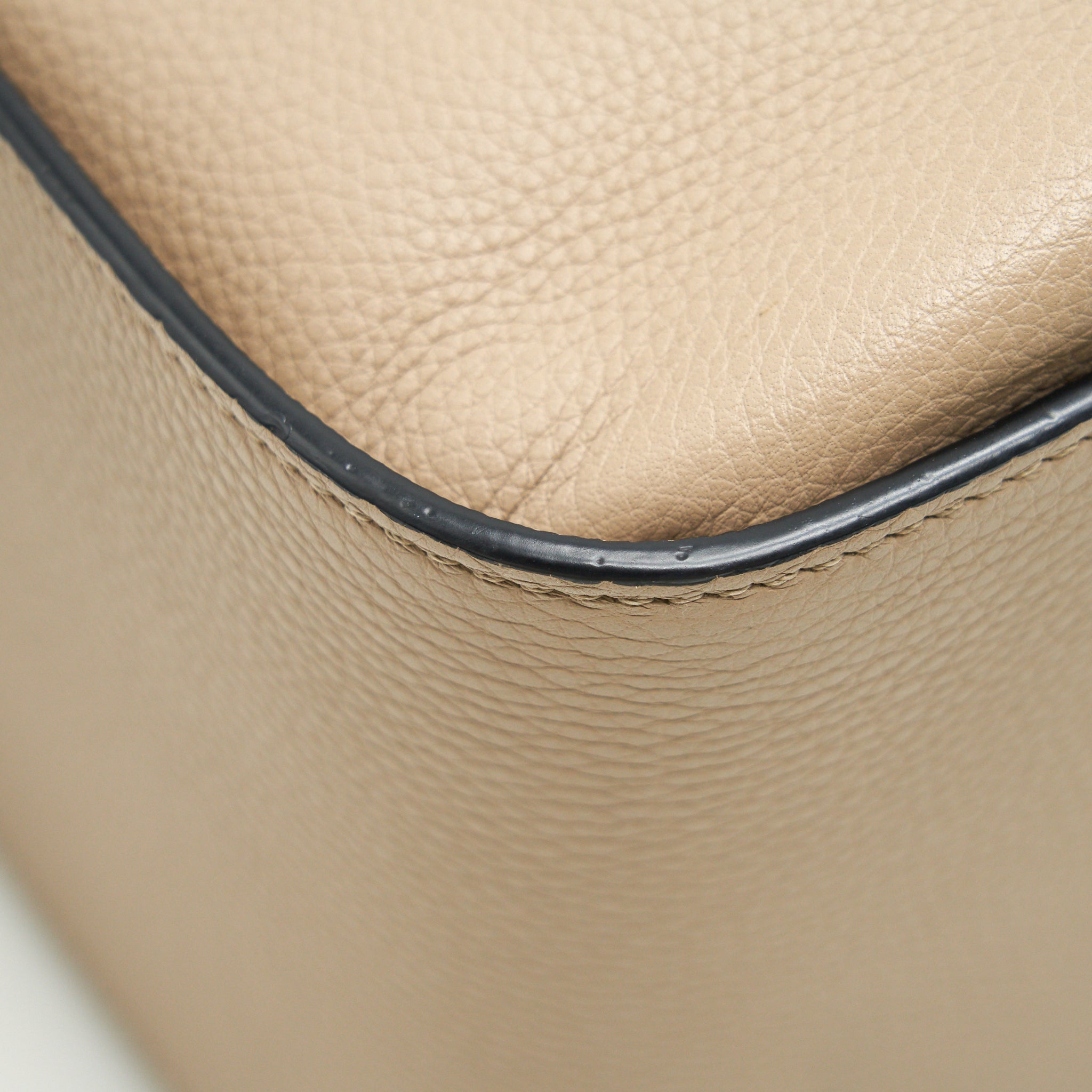 loewe-sand-bag-in-grey