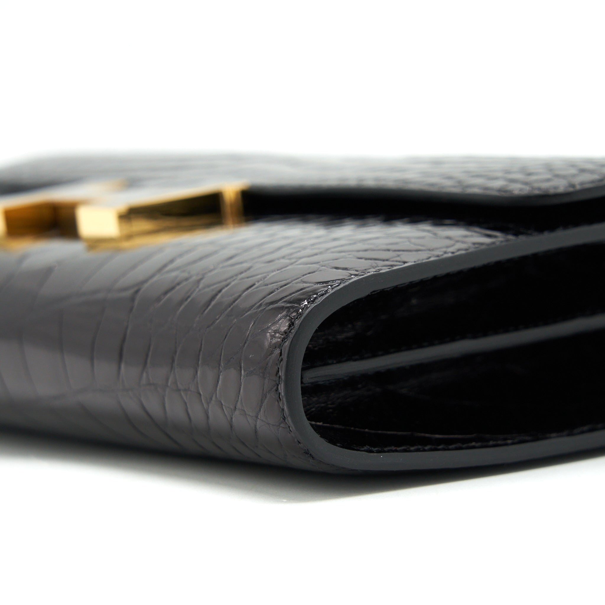 hermes-constance-to-go-alligator-mississippiensis-black-with-black-hardware-stamp