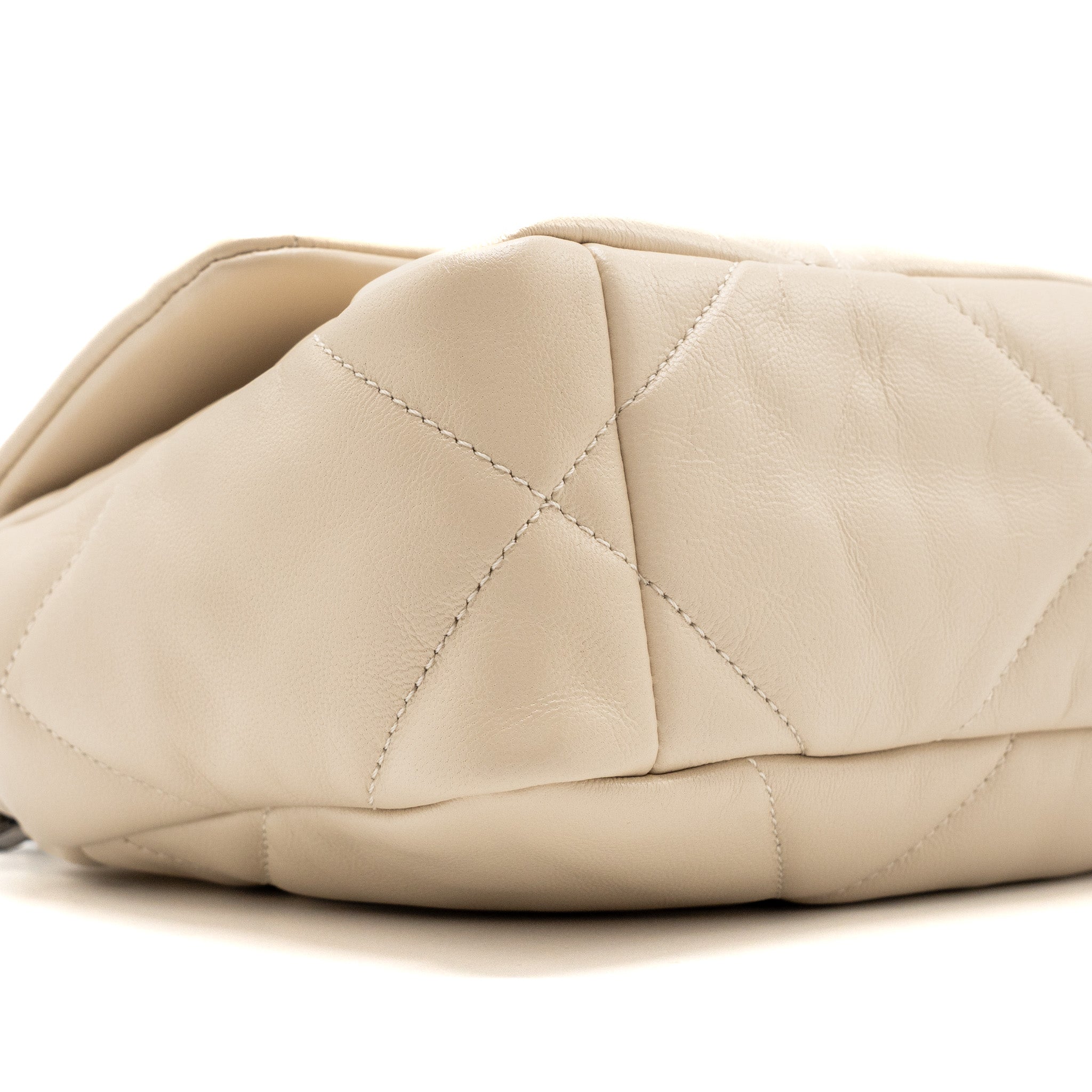chanel-small-19-bag-goatskin-beige-multicolour-hardware