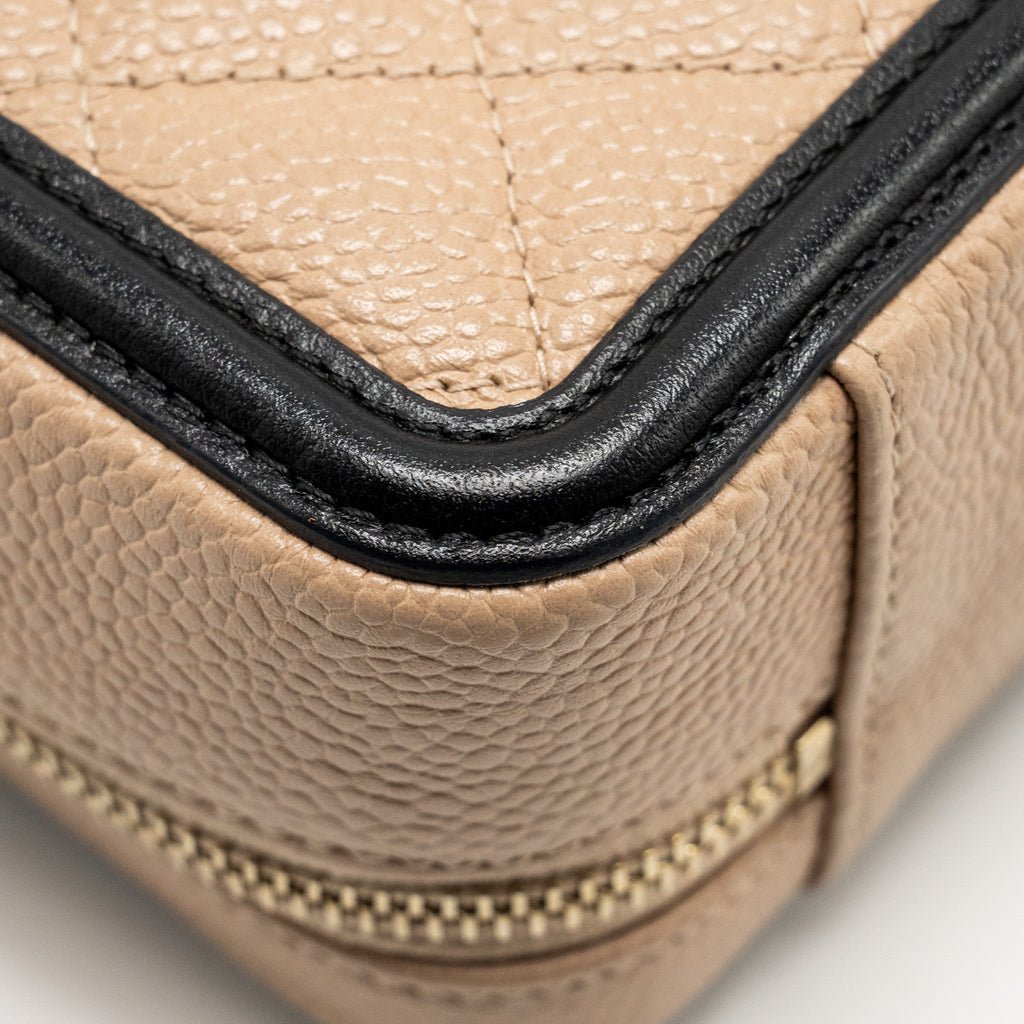 chanel-mini-filigree-vanity-clutch-caviar-beige-black-ghw