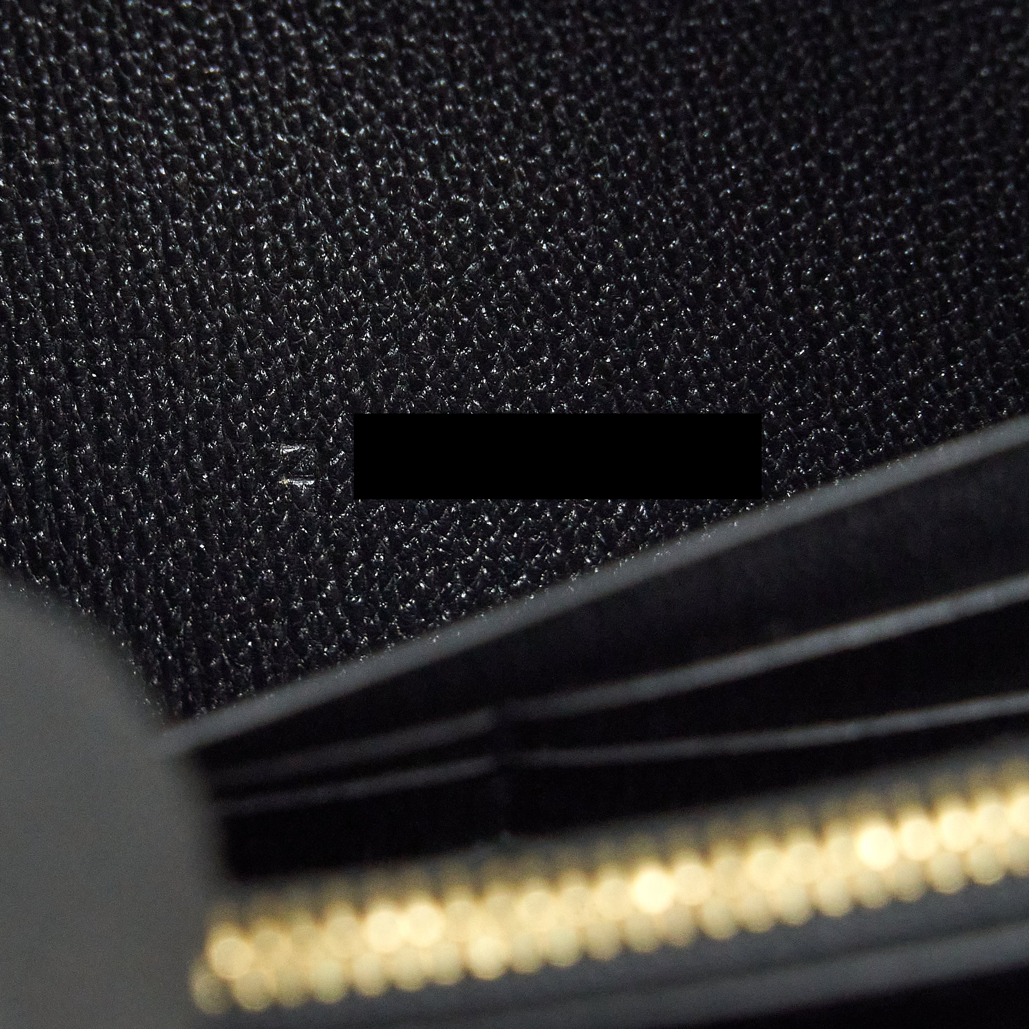 hermes-constance-to-go-alligator-mississippiensis-black-with-black-hardware-stamp