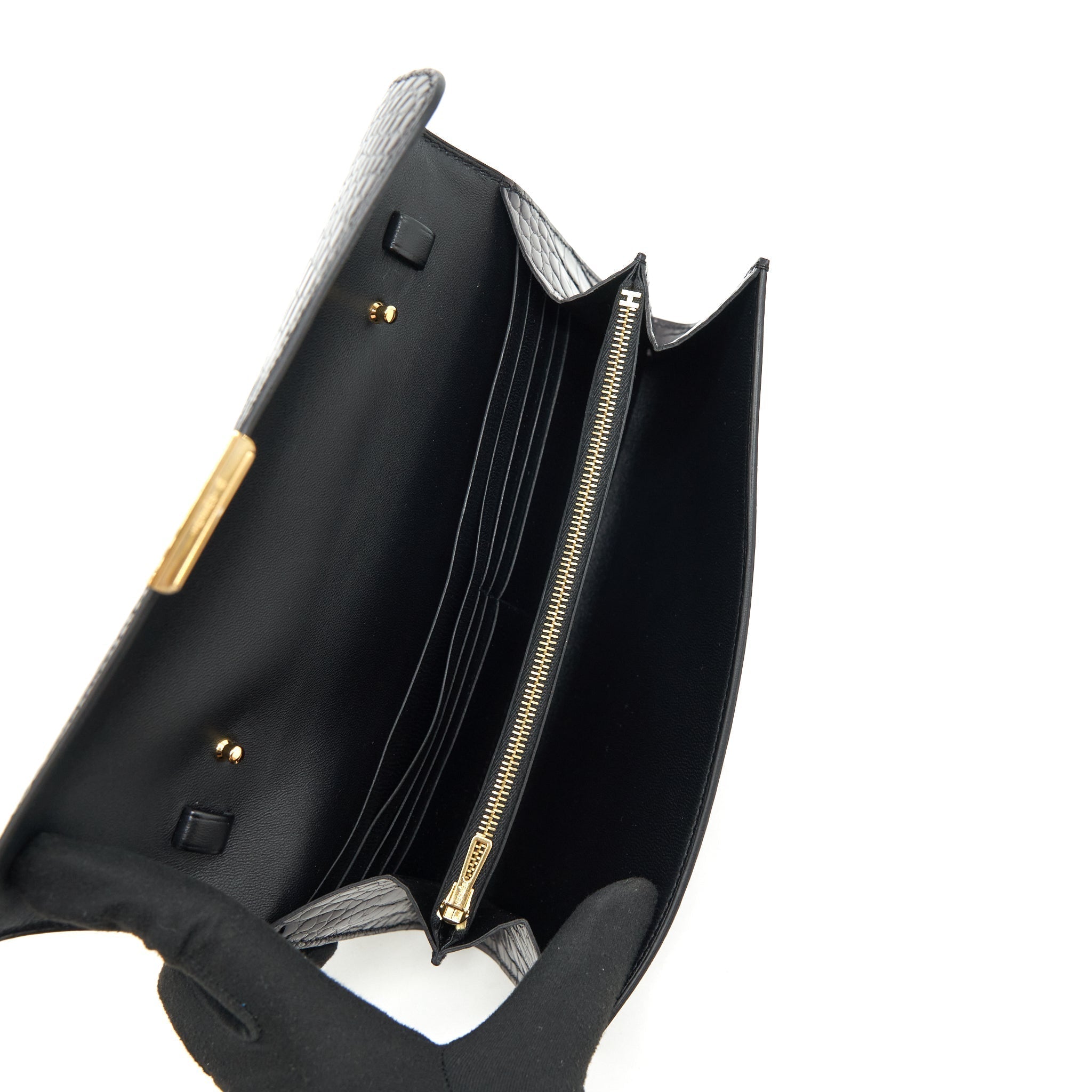 hermes-constance-to-go-alligator-mississippiensis-black-with-black-hardware-stamp