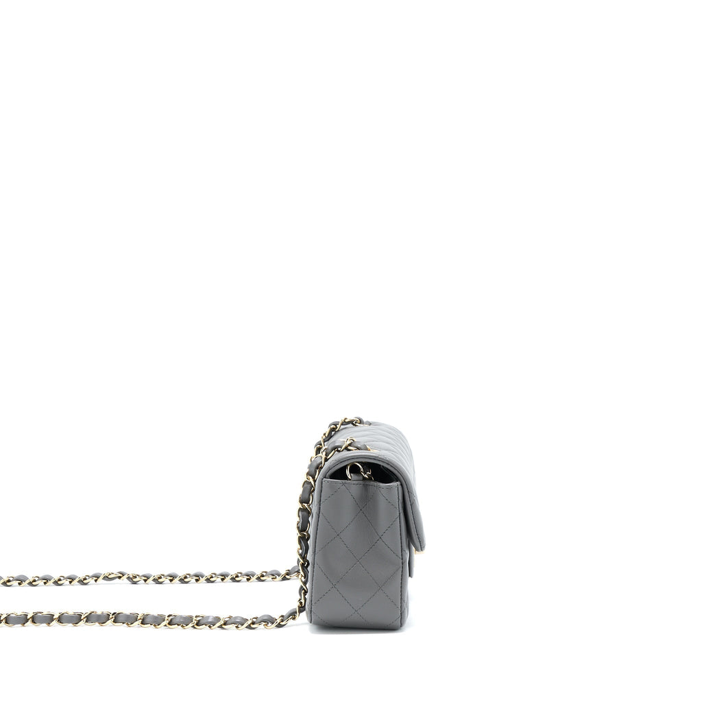 chanel-22a-mini-rectangular-flap-bag-lambskin-grey-lghw-microchip-1