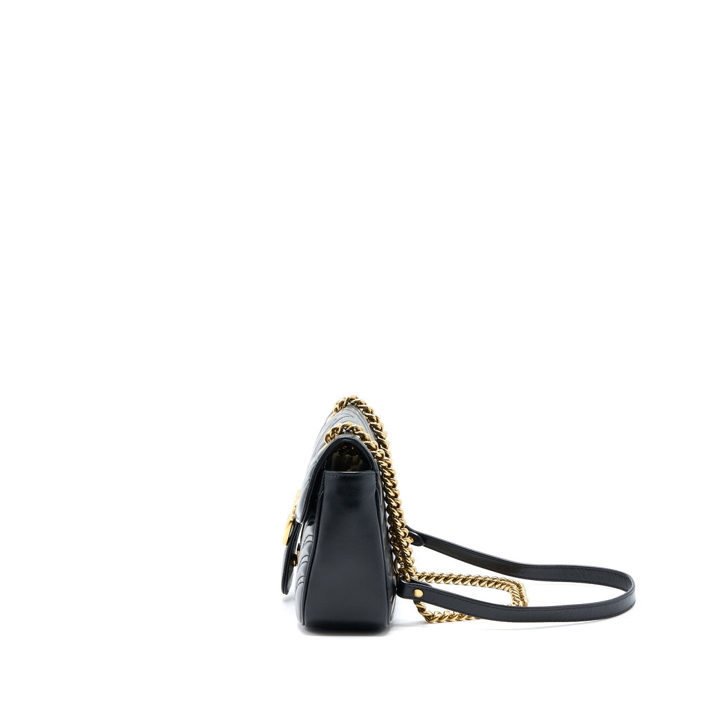 gucci-small-marmont-calfskin-black-ghw