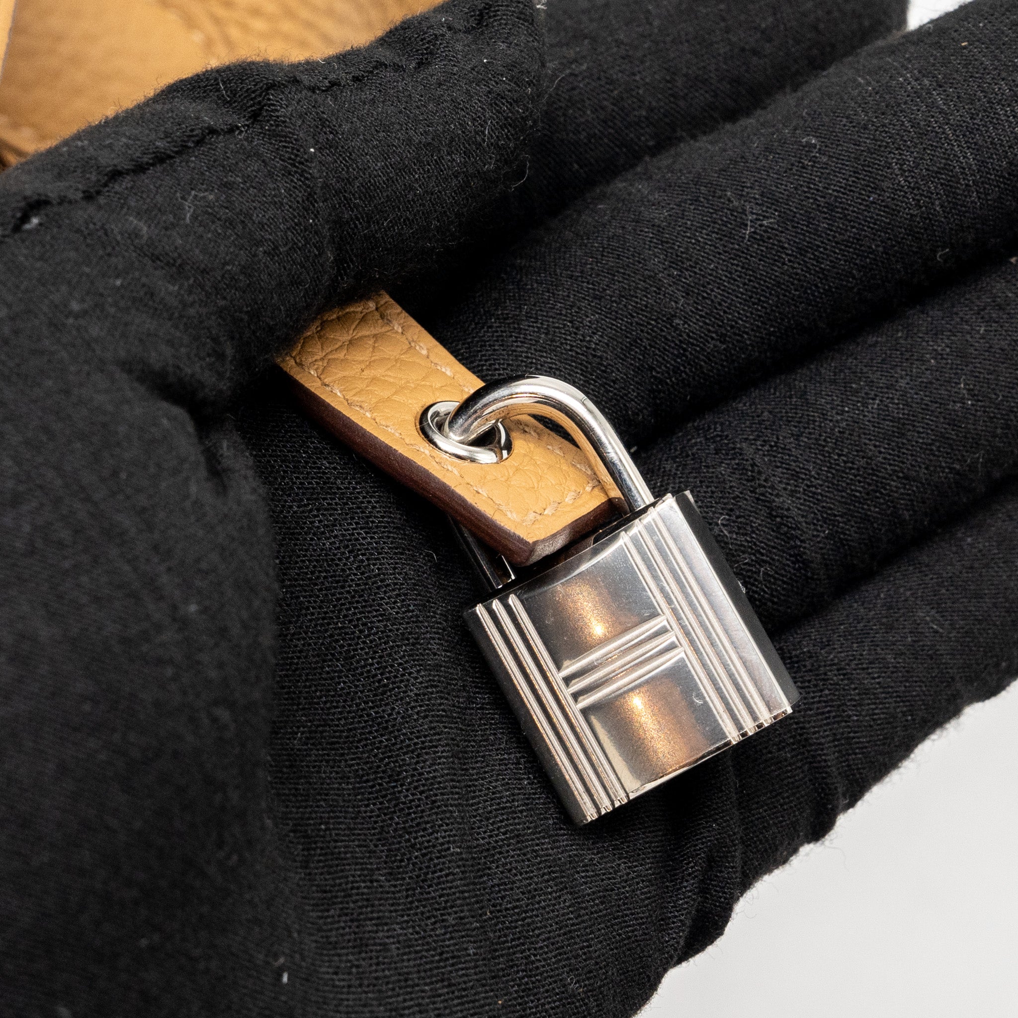 hermes-picotin-18-lock-bag-clemence-biscuit-shw-stamp-u