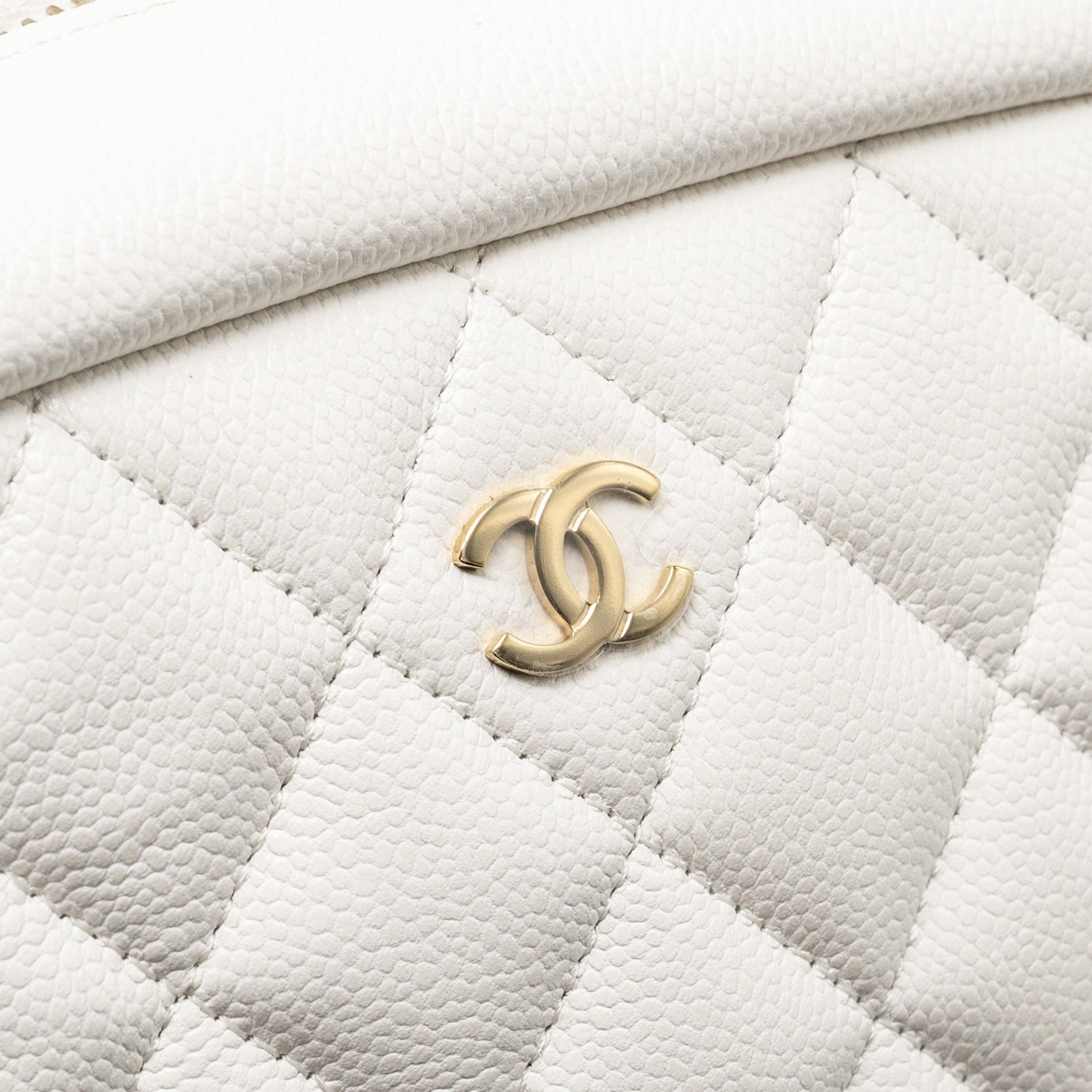 chanel-timeless-classic-pouch-grained-calfskin-white-lgwh-microchip