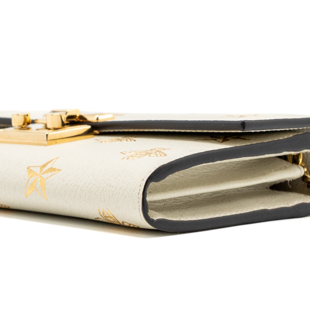 gucci-wallet-on-chain