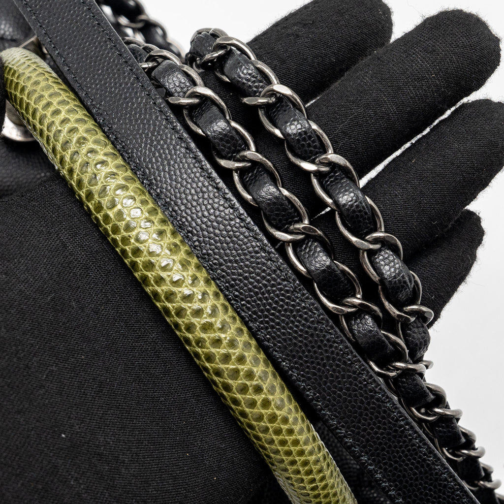 chanel-medium-coco-handle-lizard-embossed-handle-caviar-black-ruthenium-hardware