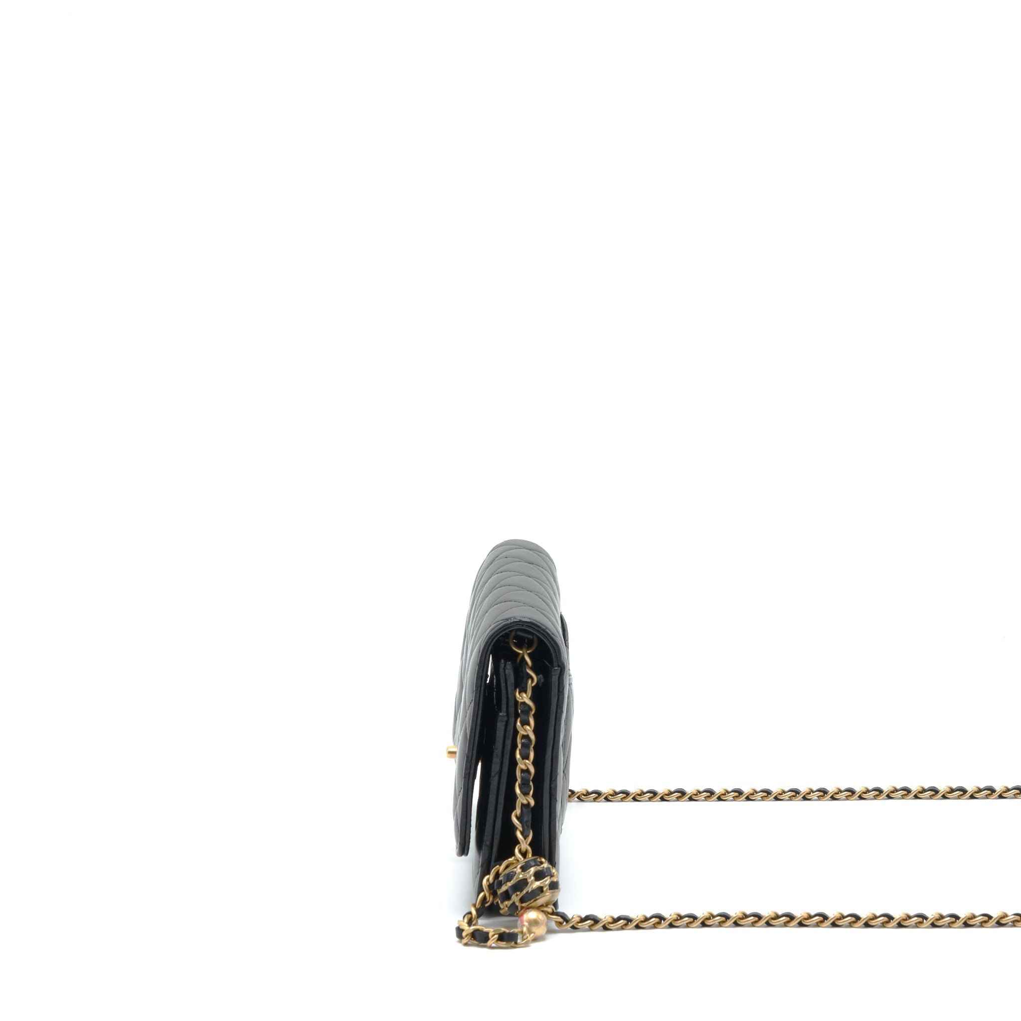 chanel-22s-pearl-crush-wallet-on-chain-lambskin-black-ghw-microchip-1