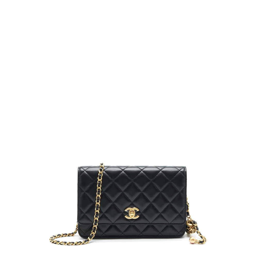 chanel-22s-pearl-crush-wallet-on-chain-lambskin-black-ghw-microchip-1