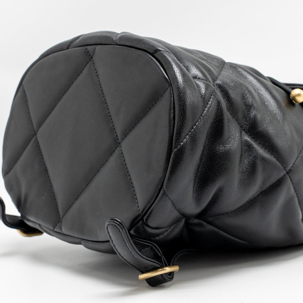 chanel-24c-19-backpack-lambskin-black-multicolour-hardware-microchip