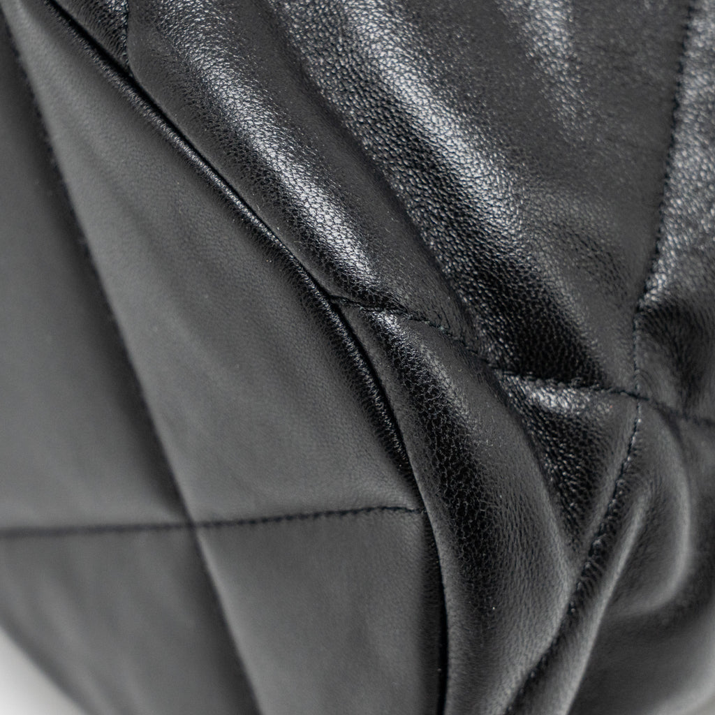 chanel-24c-19-backpack-lambskin-black-multicolour-hardware-microchip